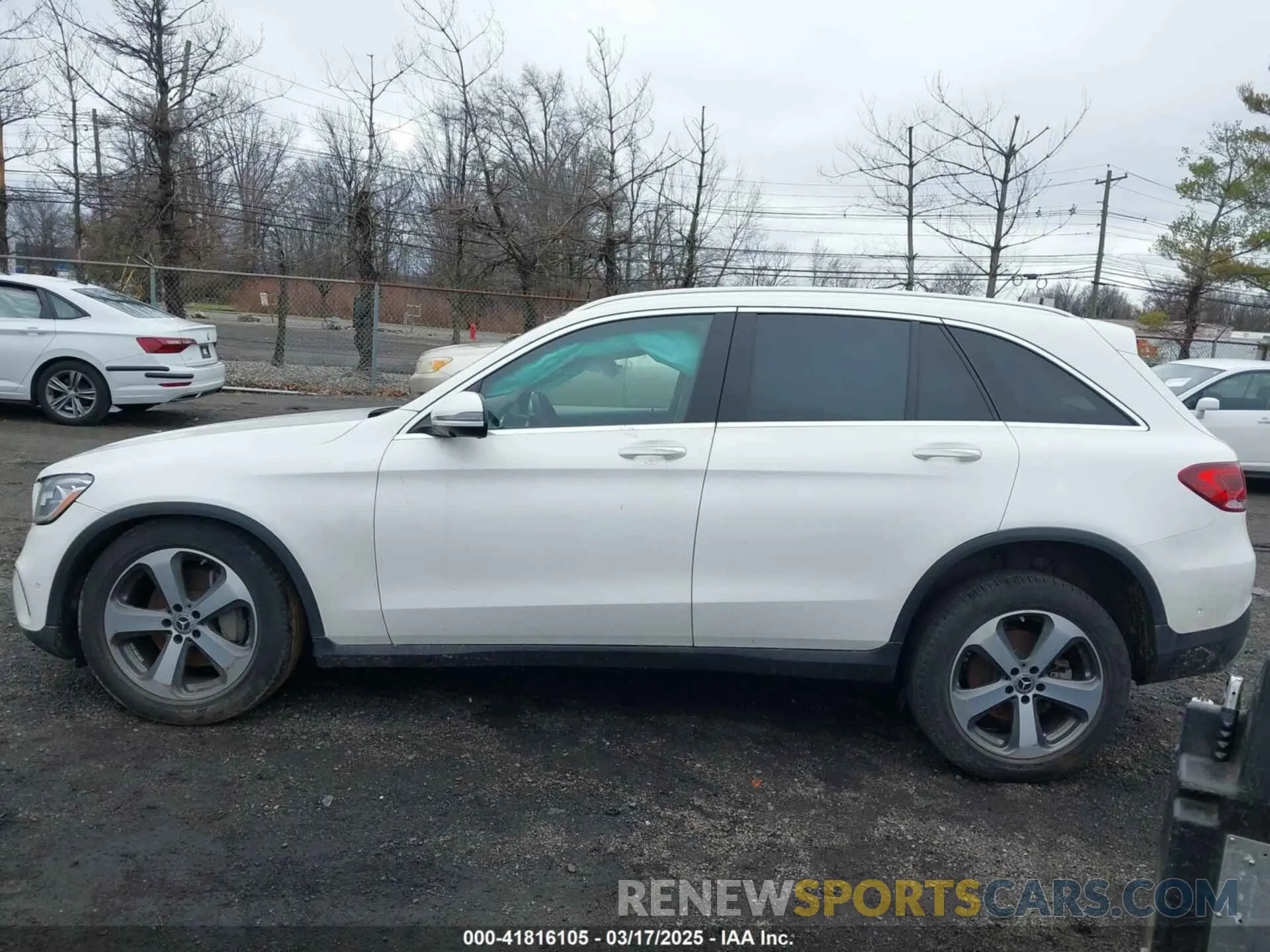 13 Photograph of a damaged car WDC0G8EB6LF743228 MERCEDES-BENZ GLC 300 2020