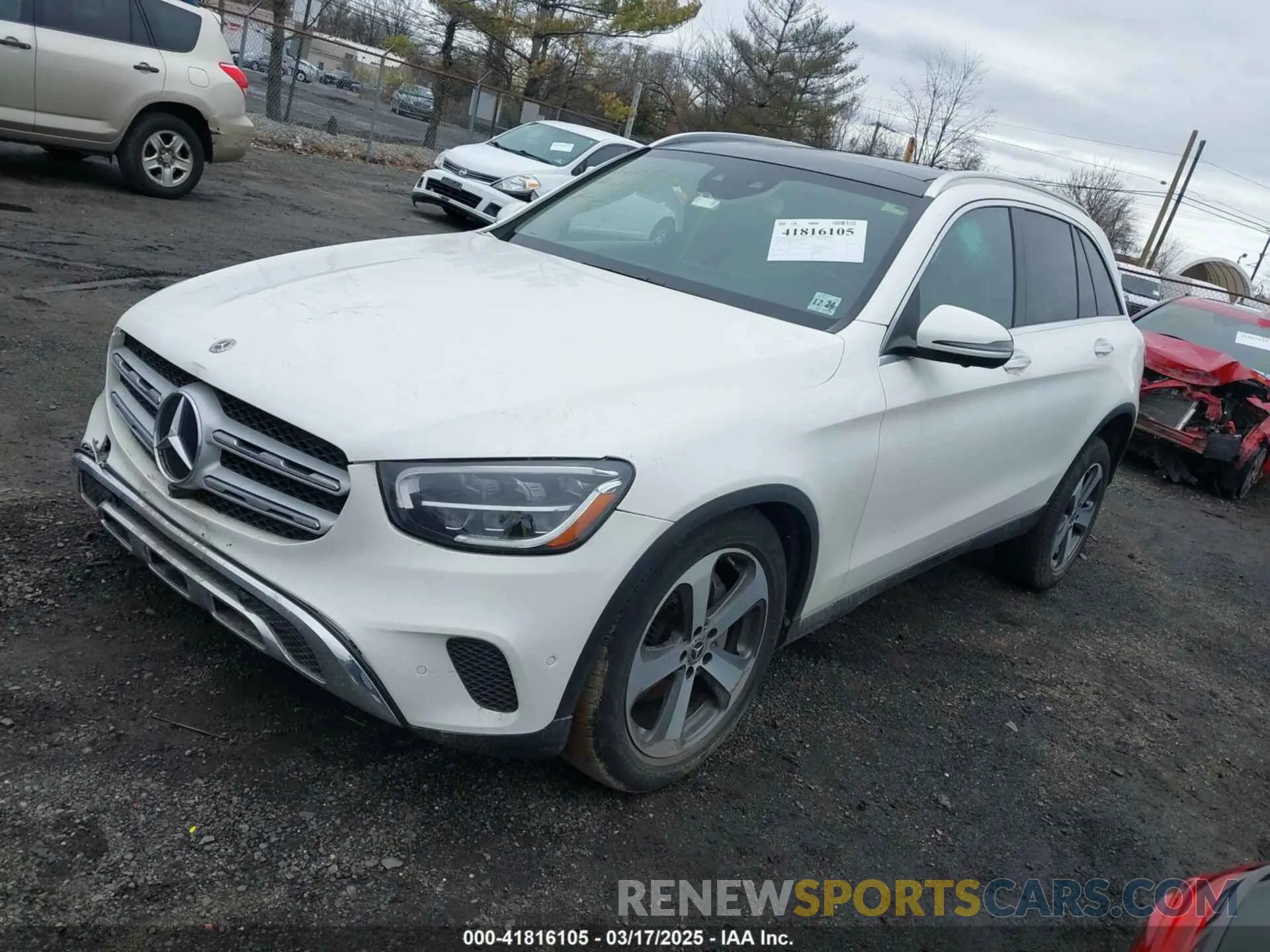 2 Photograph of a damaged car WDC0G8EB6LF743228 MERCEDES-BENZ GLC 300 2020