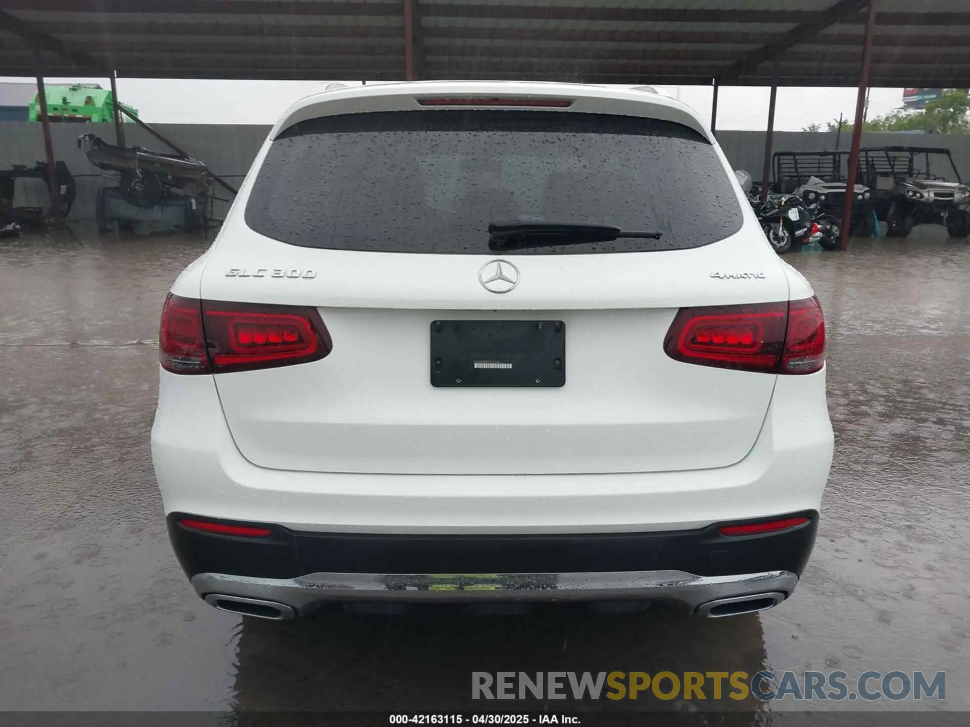 16 Photograph of a damaged car WDC0G8EB7LF701070 MERCEDES-BENZ GLC 300 2020