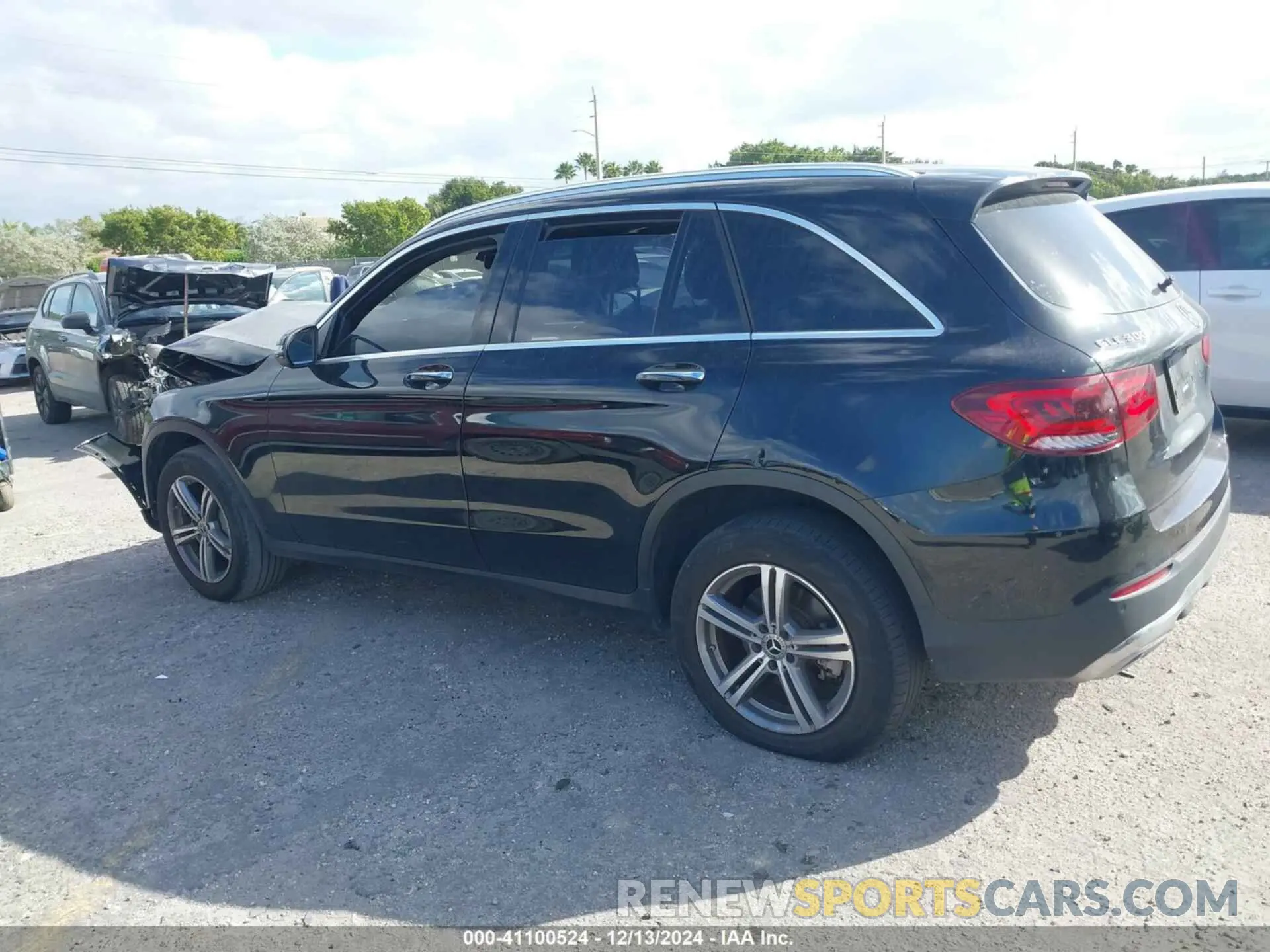 14 Photograph of a damaged car W1N0G8DB2MV264683 MERCEDES-BENZ GLC 300 2021