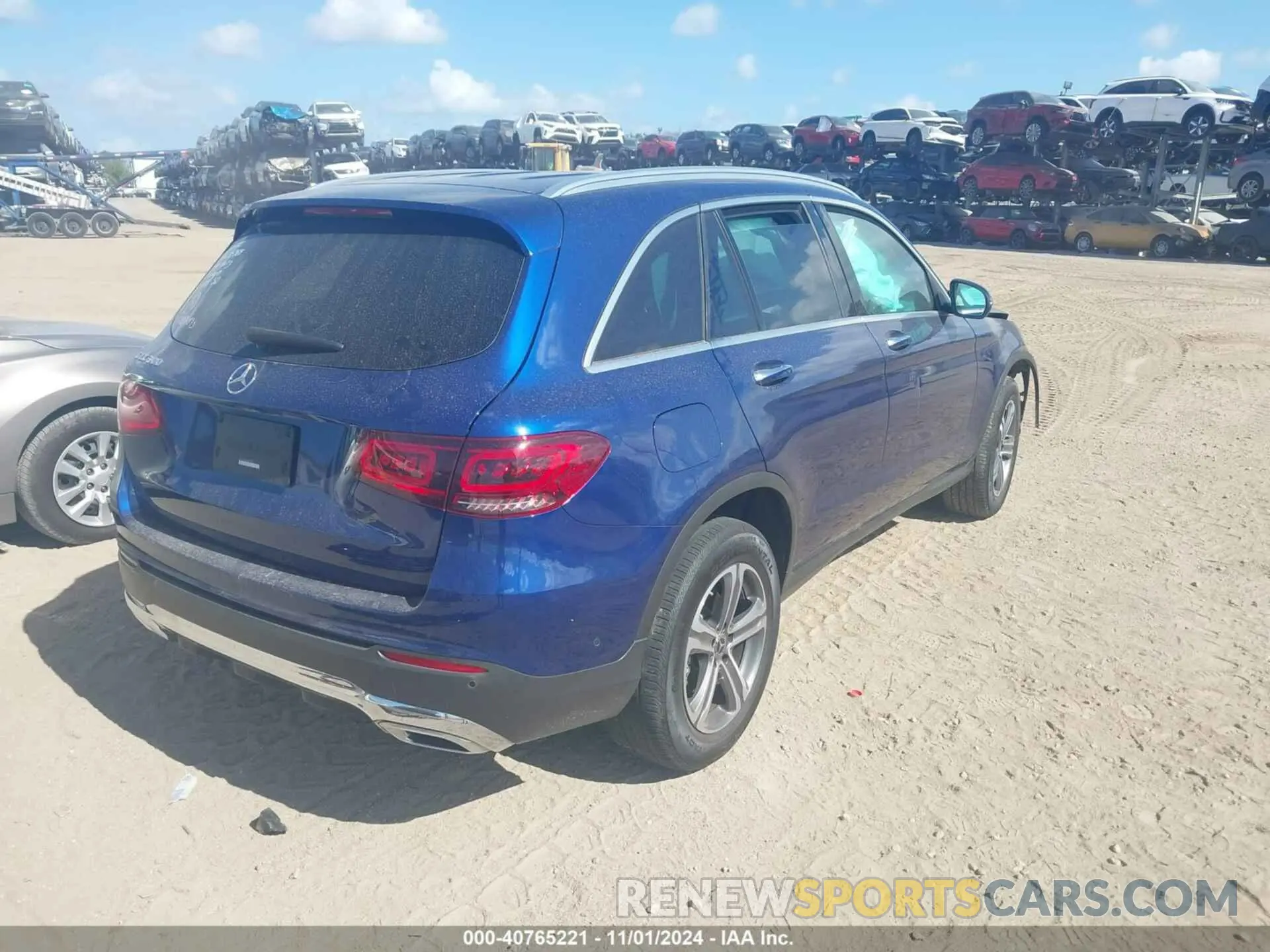 4 Photograph of a damaged car W1N0G8DB3MF927737 MERCEDES-BENZ GLC 300 2021