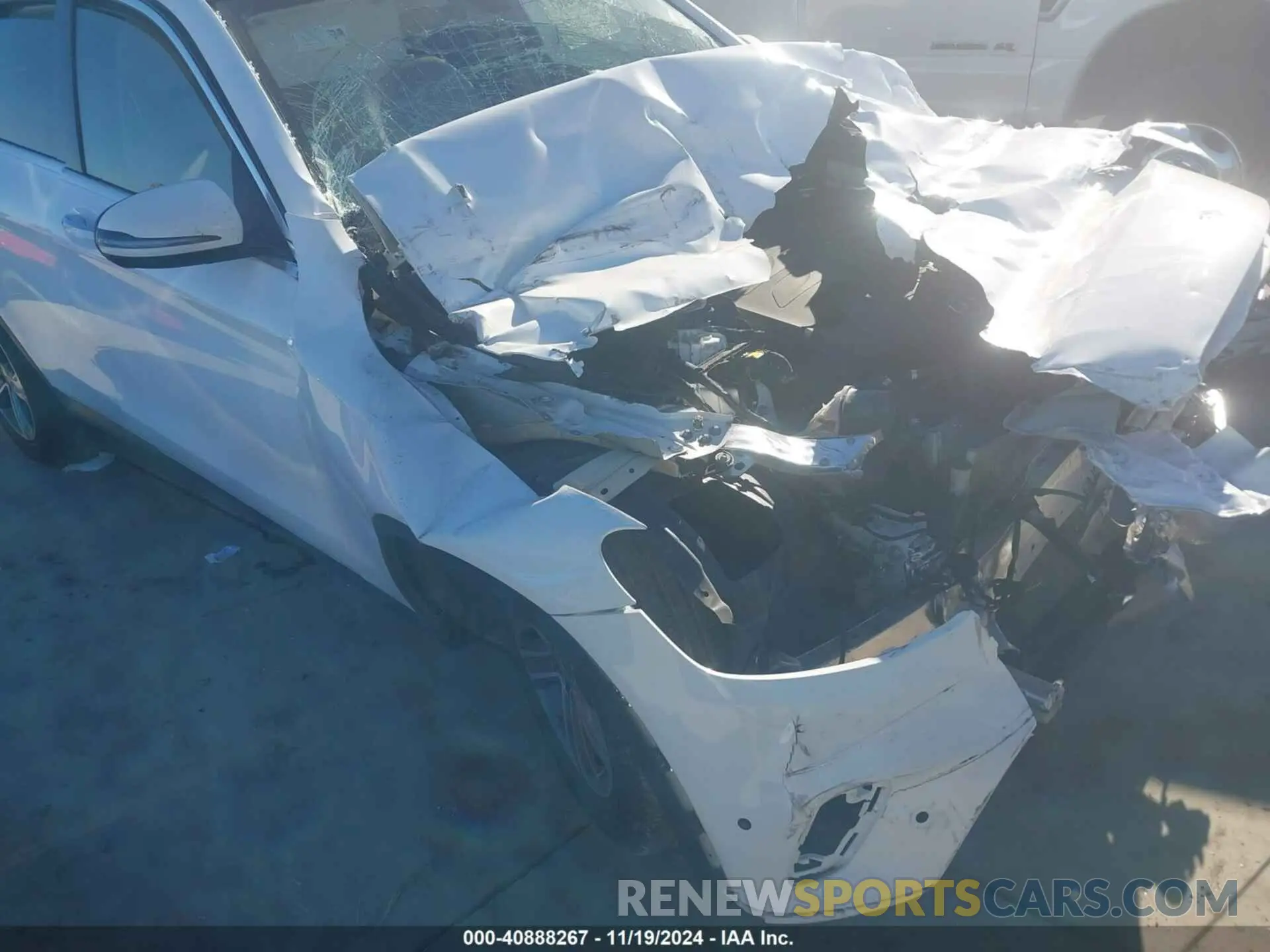 6 Photograph of a damaged car W1N0G8DB3MV289205 MERCEDES-BENZ GLC 300 2021