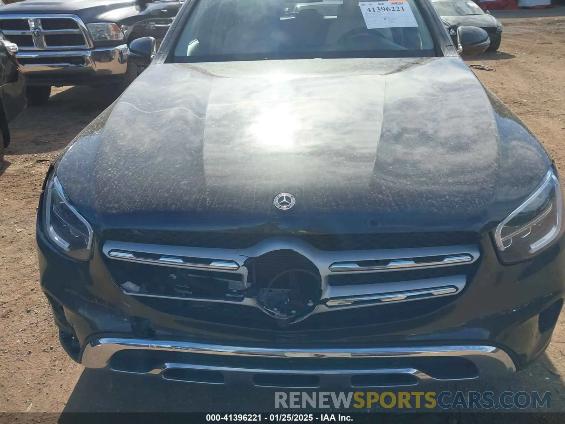 12 Photograph of a damaged car W1N0G8DB4MV267620 MERCEDES-BENZ GLC 300 2021
