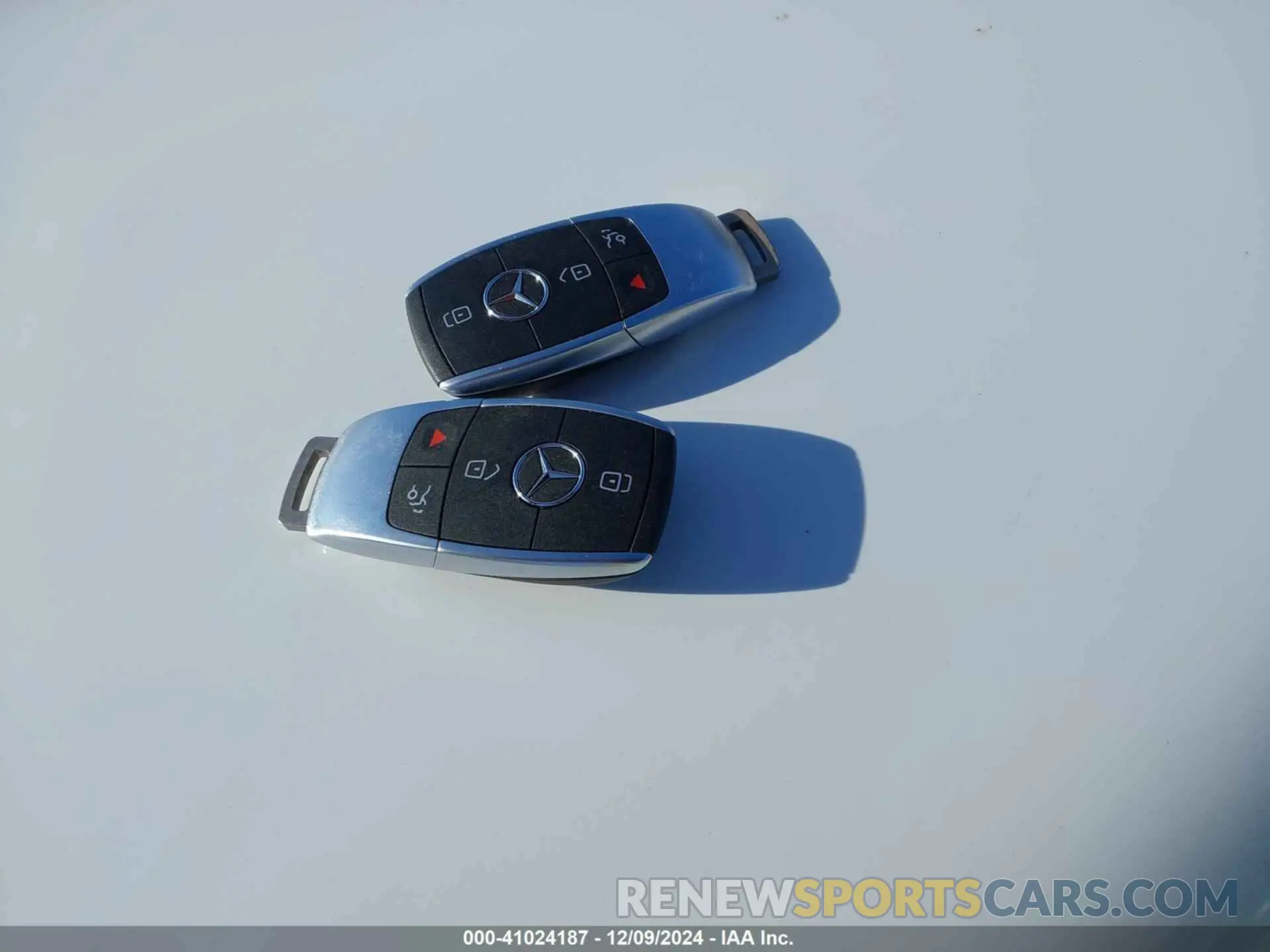 11 Photograph of a damaged car W1N0G8DB4MV287883 MERCEDES-BENZ GLC 300 2021