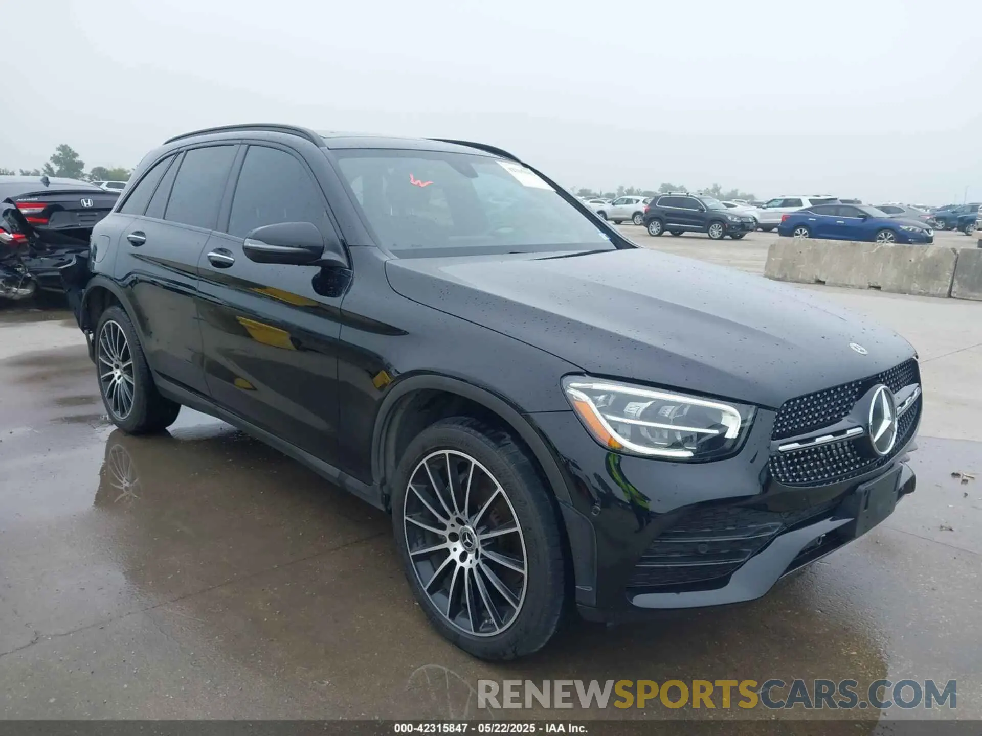 1 Photograph of a damaged car W1N0G8DB5MV264676 MERCEDES-BENZ GLC 300 2021