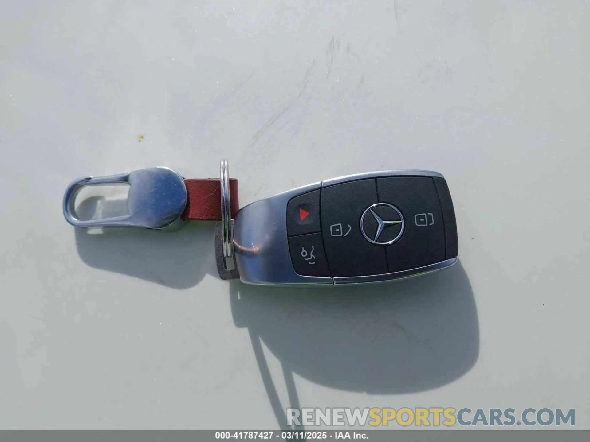 11 Photograph of a damaged car W1N0G8DB8MF870502 MERCEDES-BENZ GLC 300 2021