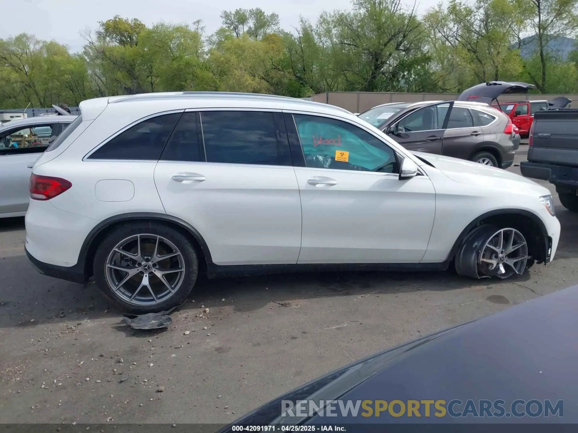 13 Фотография поврежденного автомобиля W1N0G8DB8MF879314 MERCEDES-BENZ GLC 300 2021