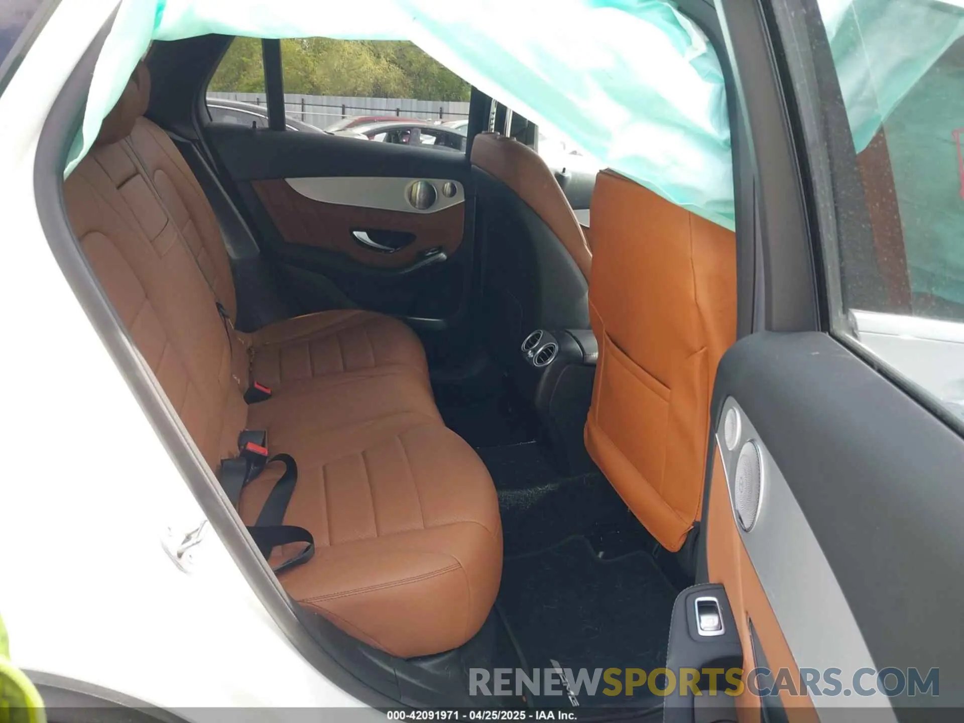 8 Фотография поврежденного автомобиля W1N0G8DB8MF879314 MERCEDES-BENZ GLC 300 2021