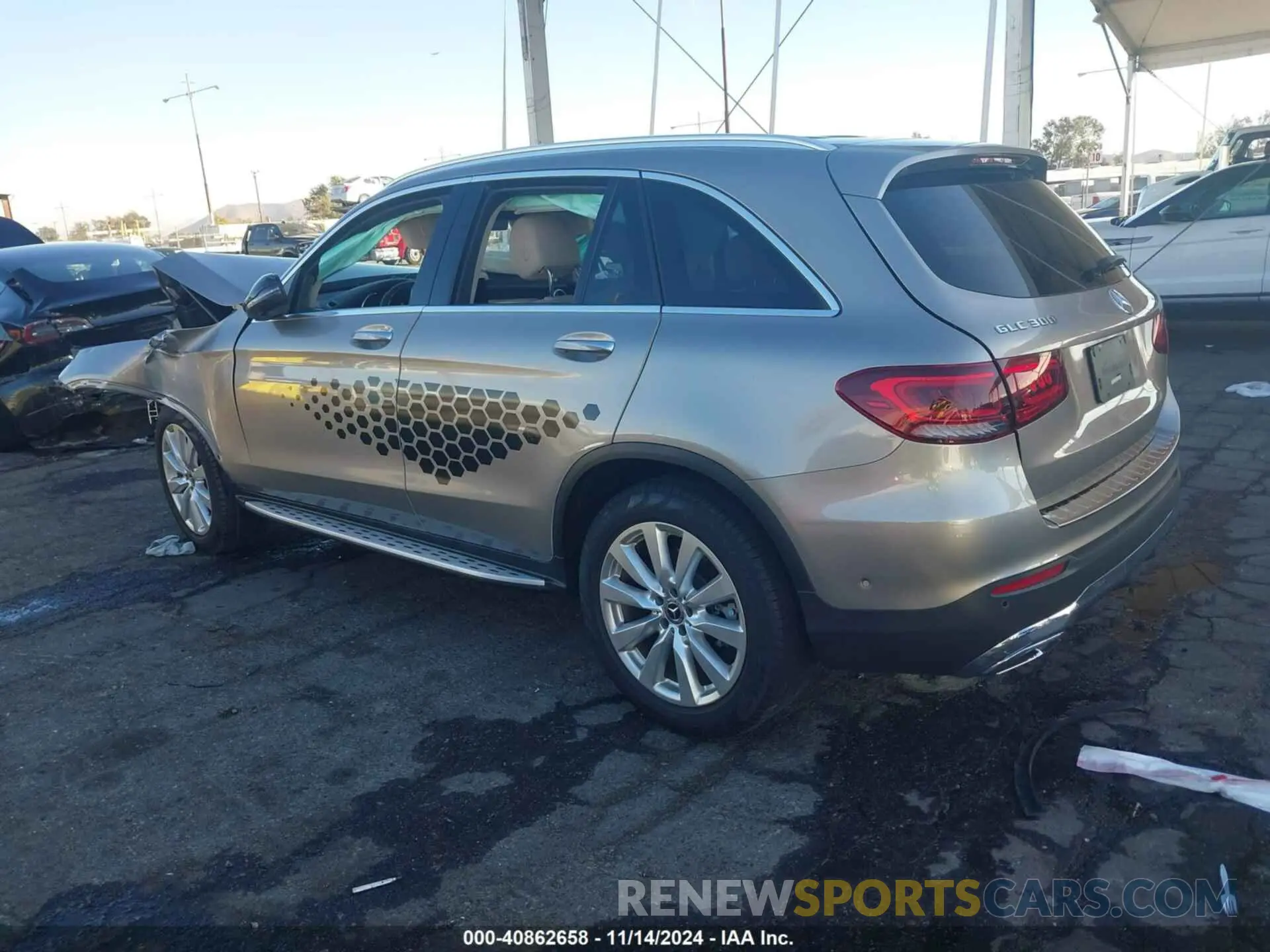 3 Фотография поврежденного автомобиля W1N0G8DB8MF892368 MERCEDES-BENZ GLC 300 2021