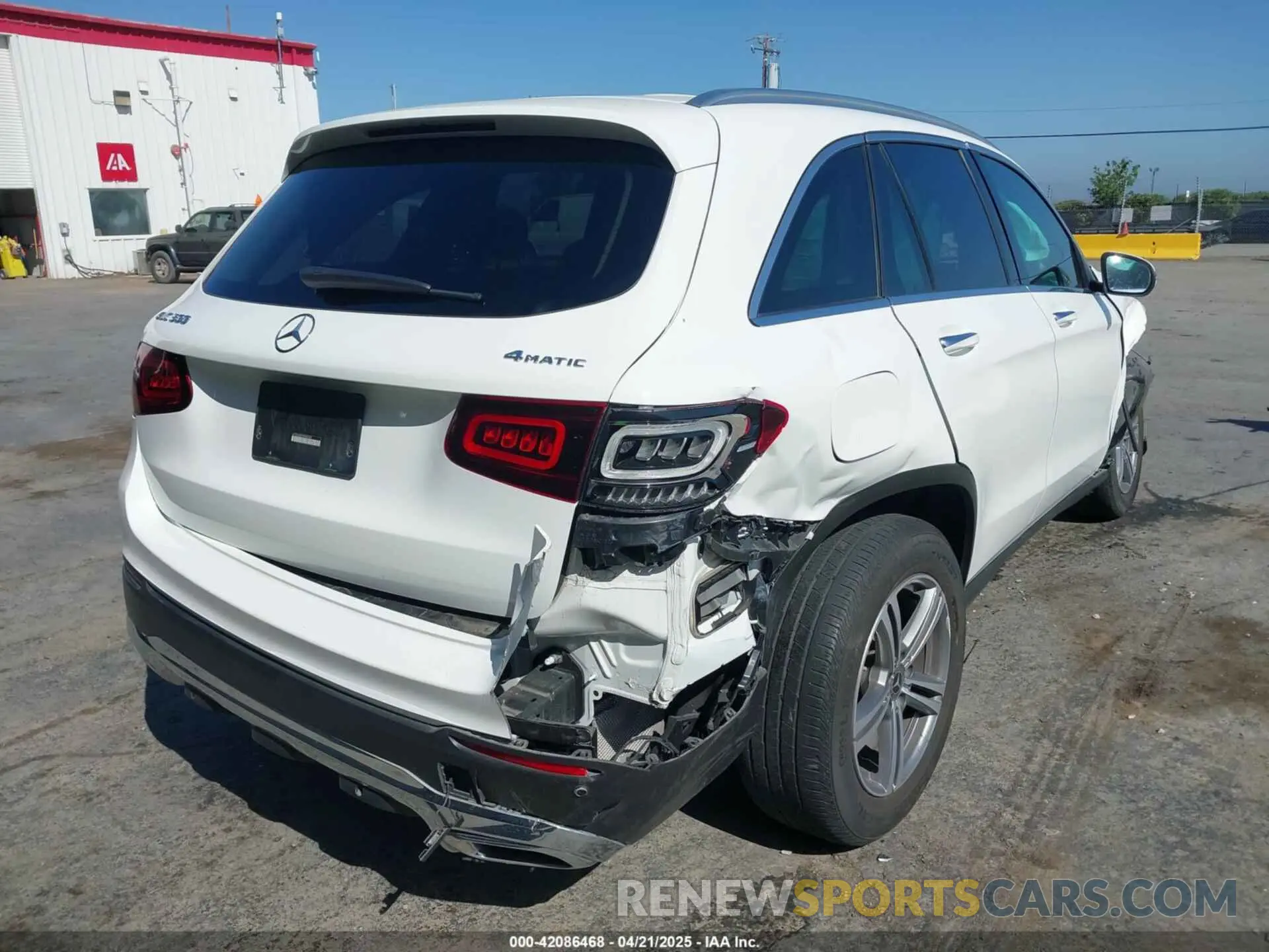 4 Фотография поврежденного автомобиля W1N0G8EB1MF885549 MERCEDES-BENZ GLC 300 2021