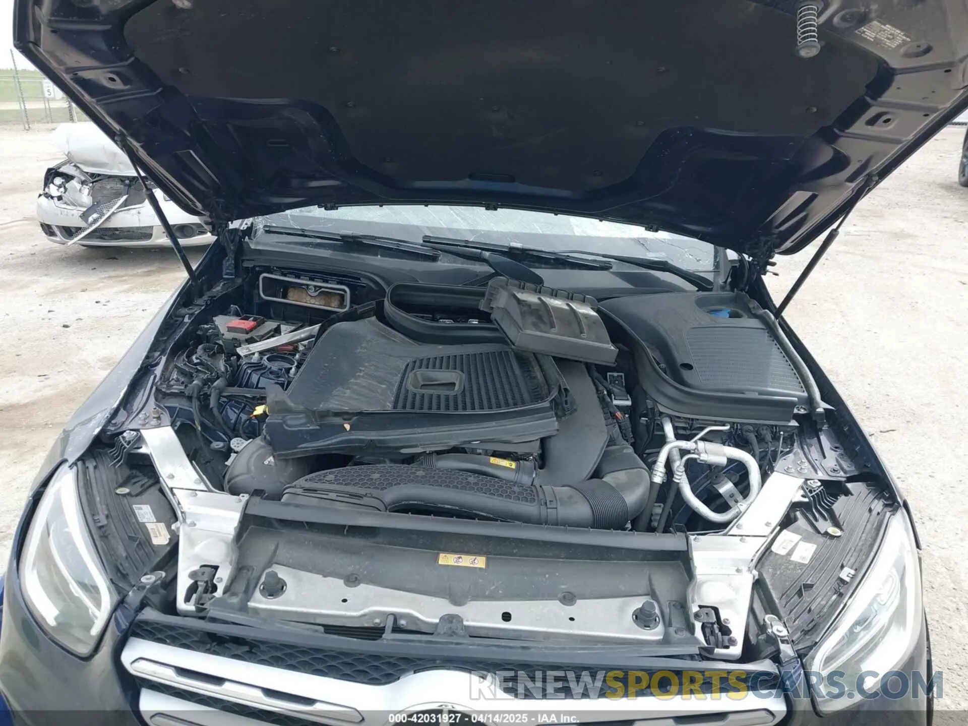 10 Photograph of a damaged car W1N0G8EB4MF953133 MERCEDES-BENZ GLC 300 2021