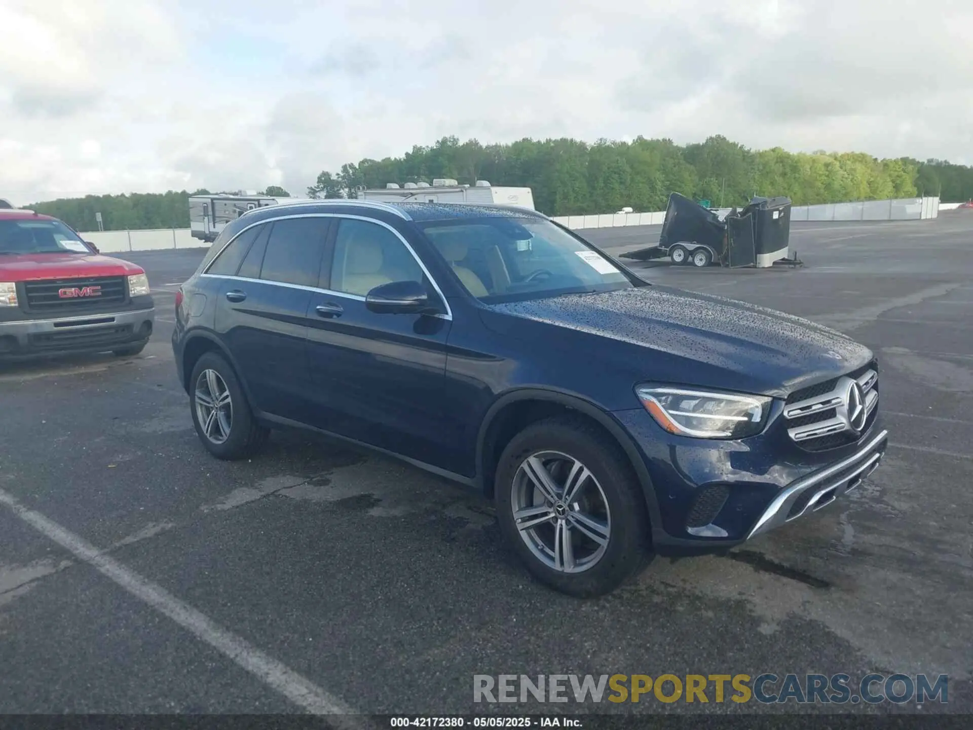 1 Photograph of a damaged car W1N0G8EB5MF924983 MERCEDES-BENZ GLC 300 2021