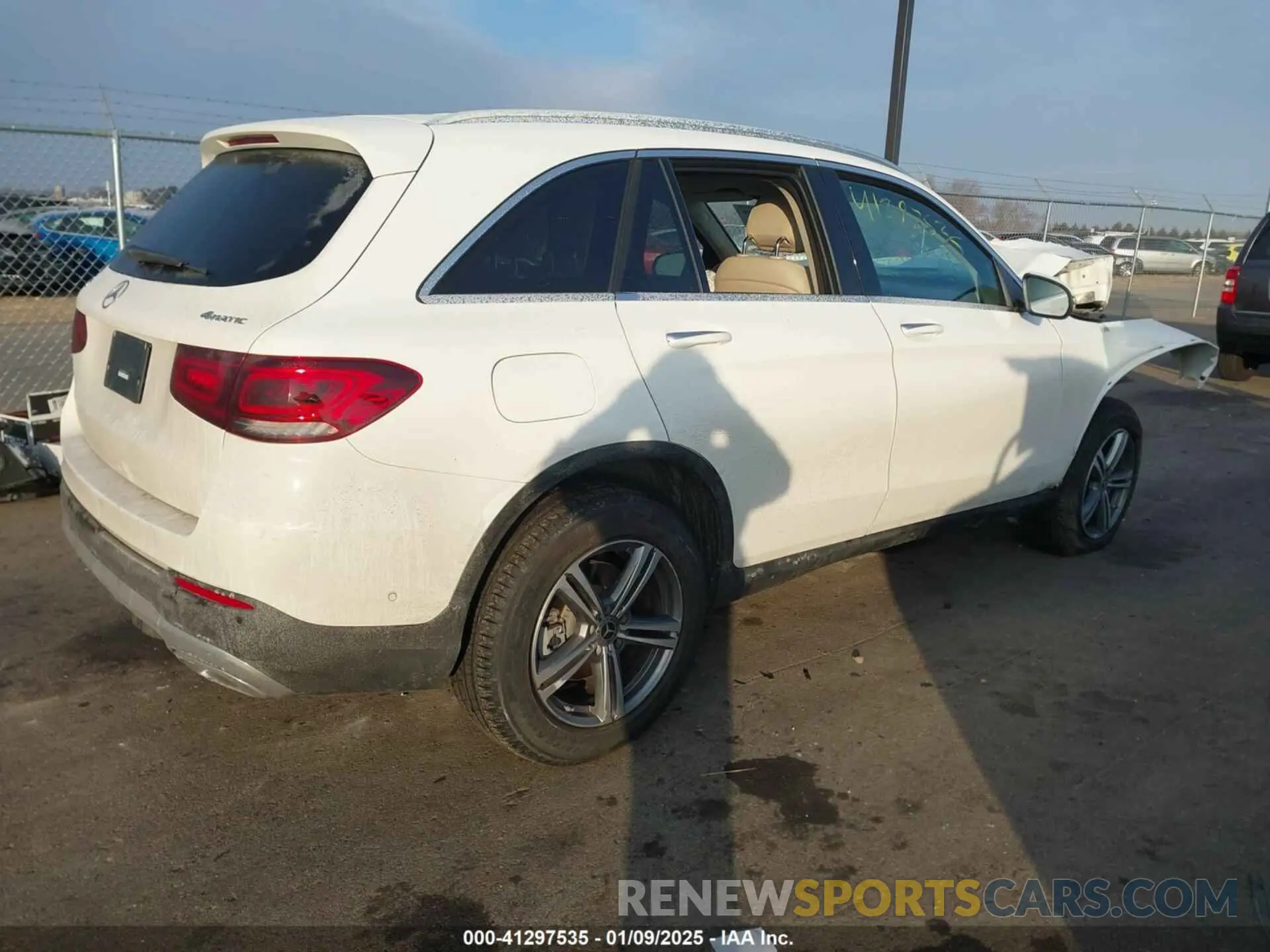4 Фотография поврежденного автомобиля W1N0G8EB6MV290461 MERCEDES-BENZ GLC 300 2021