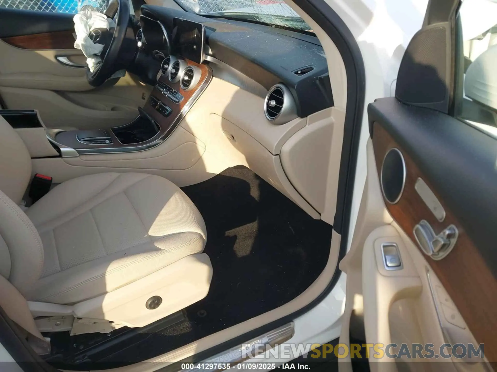 5 Фотография поврежденного автомобиля W1N0G8EB6MV290461 MERCEDES-BENZ GLC 300 2021