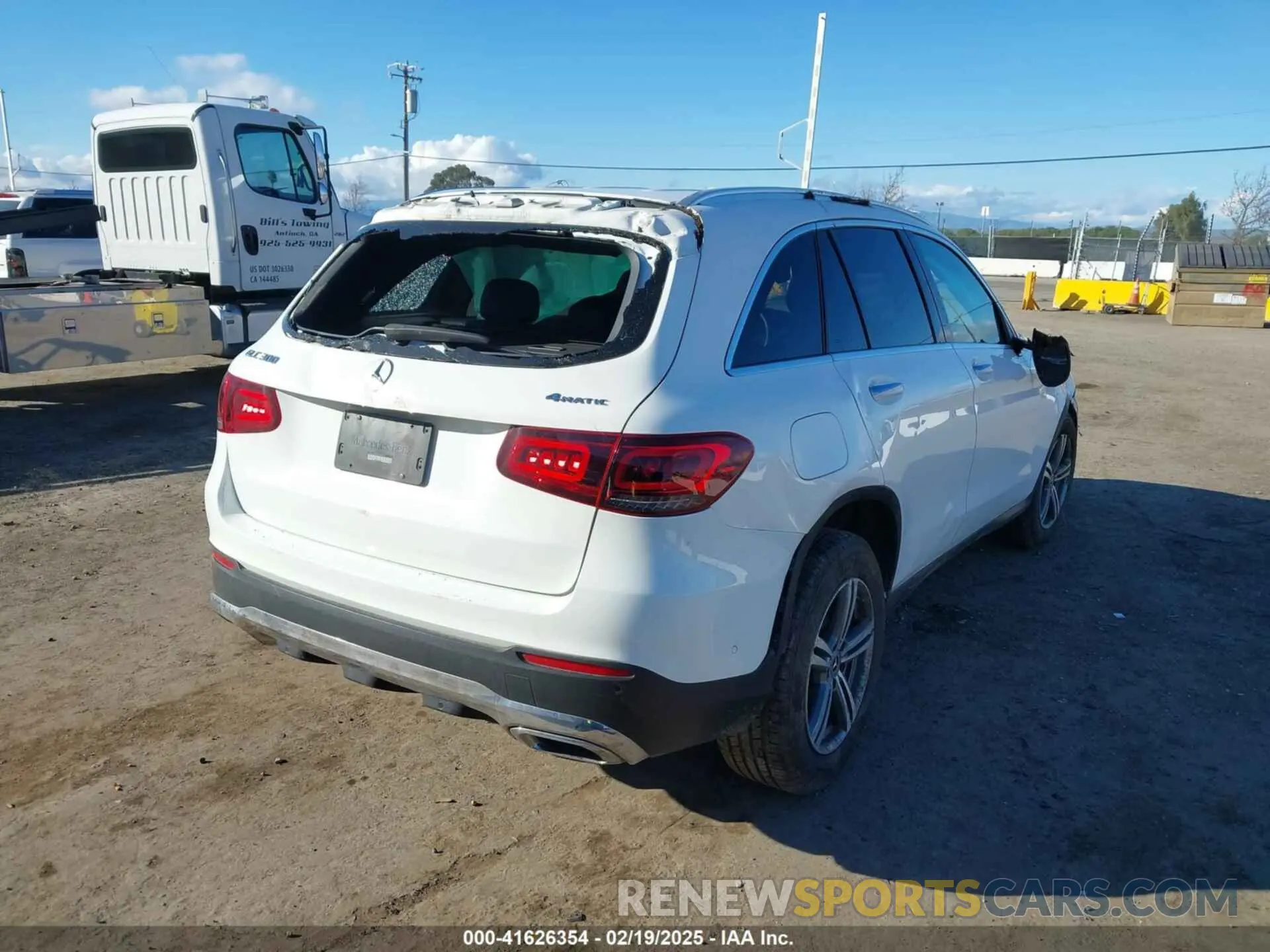 4 Photograph of a damaged car W1N0G8EB8MV308670 MERCEDES-BENZ GLC 300 2021