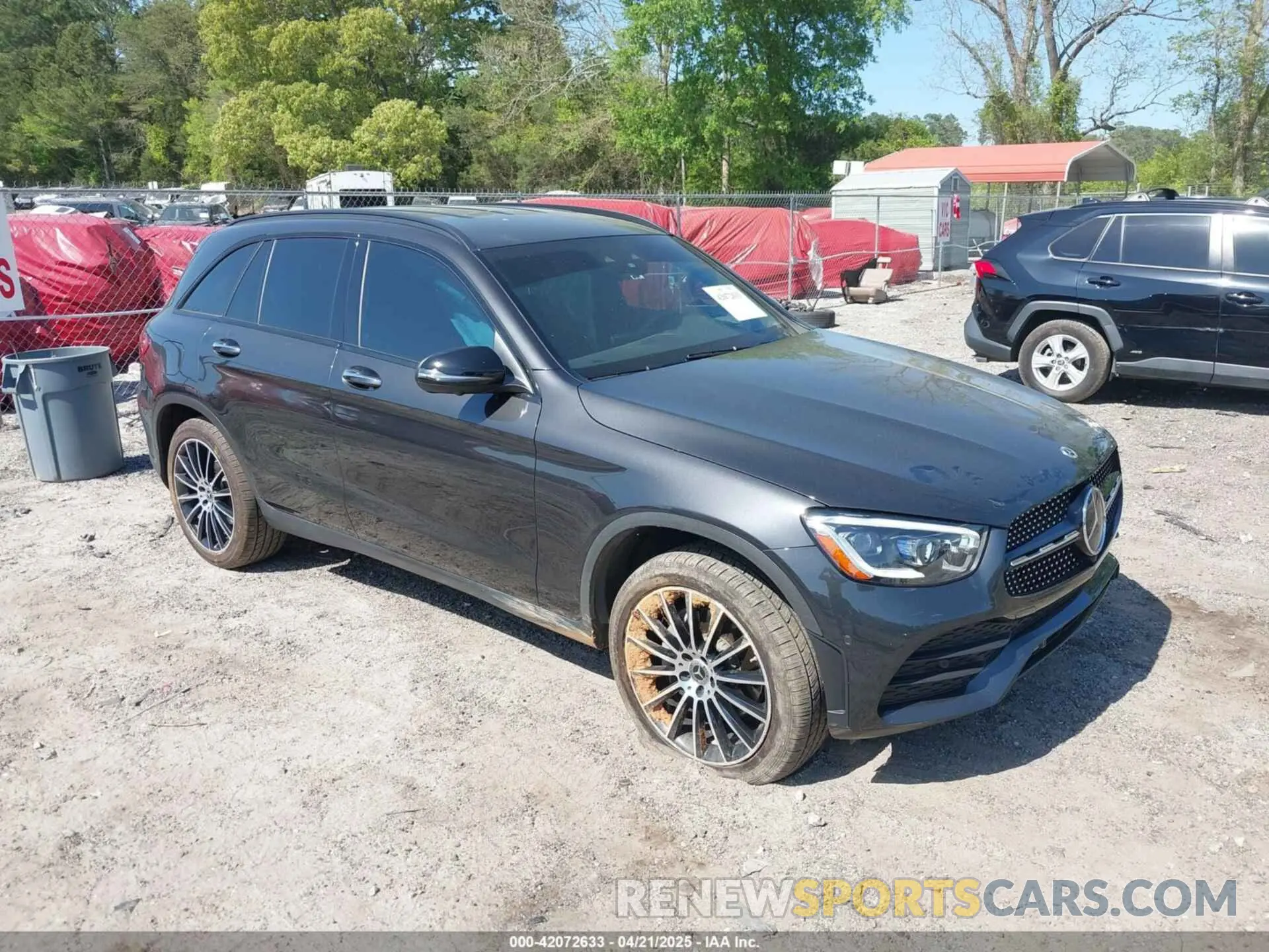 1 Фотография поврежденного автомобиля W1N0G8EBXMF995869 MERCEDES-BENZ GLC 300 2021