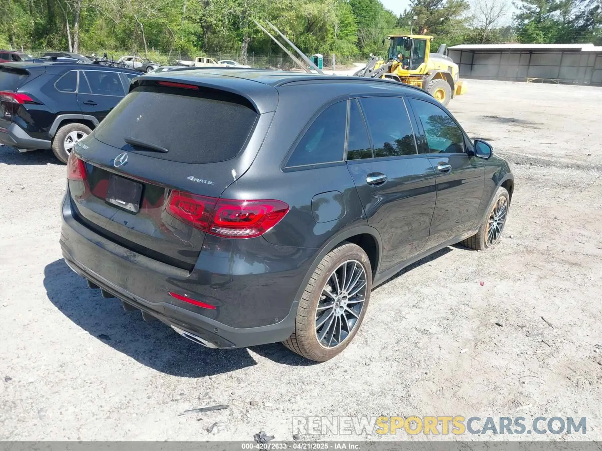 4 Фотография поврежденного автомобиля W1N0G8EBXMF995869 MERCEDES-BENZ GLC 300 2021
