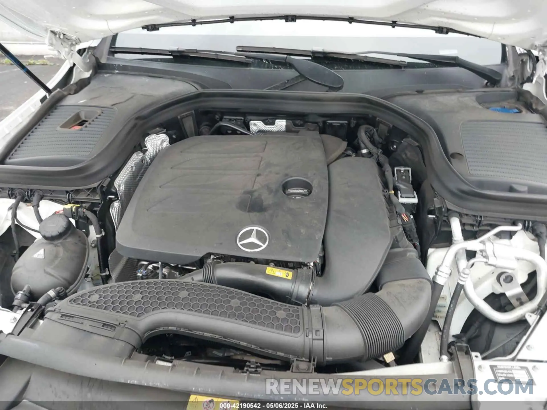 10 Photograph of a damaged car W1N0J8EB2MG007771 MERCEDES-BENZ GLC 300 2021