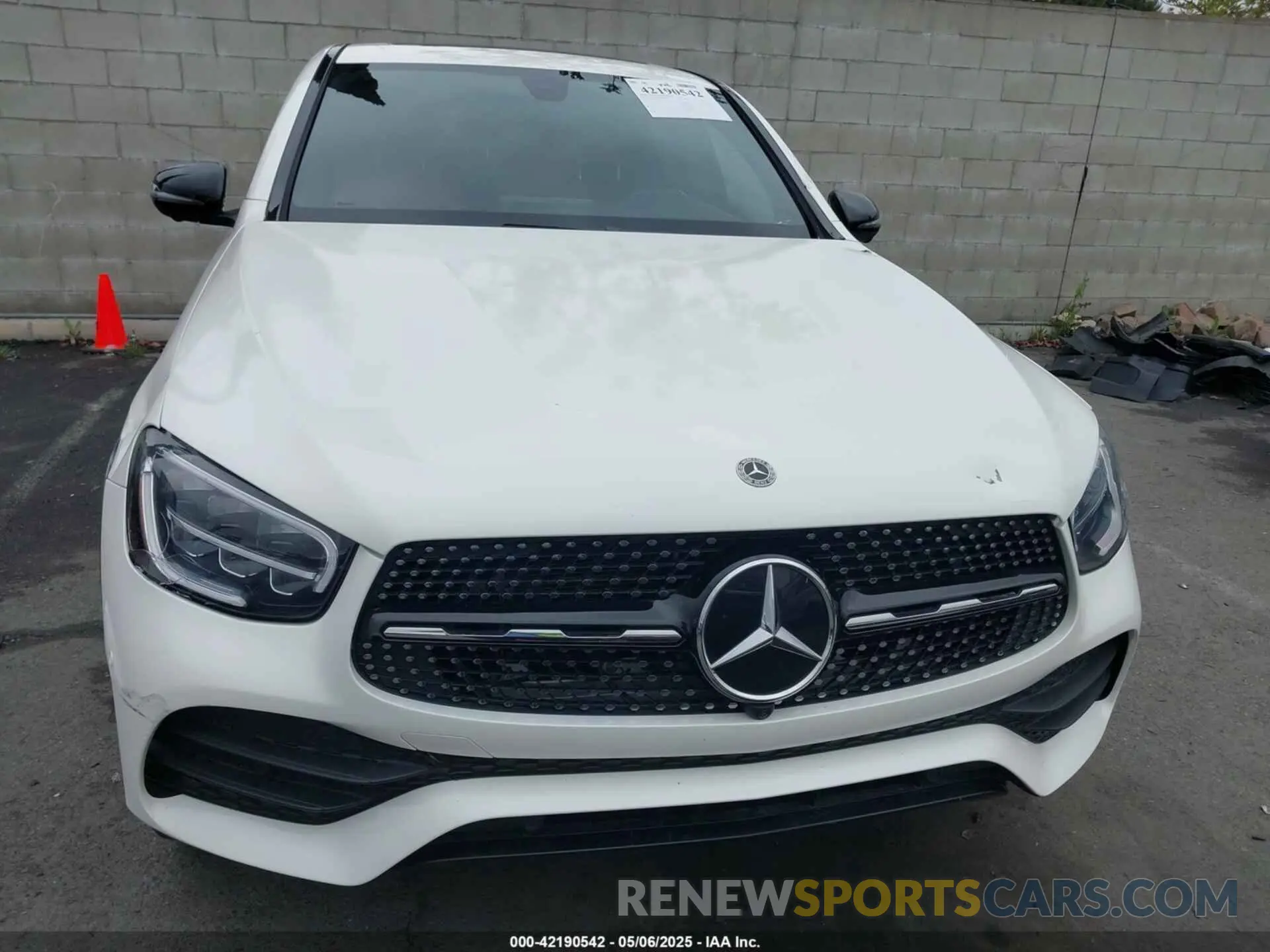 11 Photograph of a damaged car W1N0J8EB2MG007771 MERCEDES-BENZ GLC 300 2021