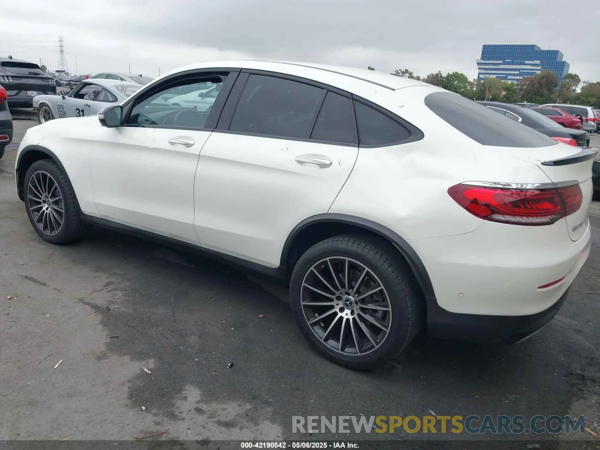 3 Photograph of a damaged car W1N0J8EB2MG007771 MERCEDES-BENZ GLC 300 2021