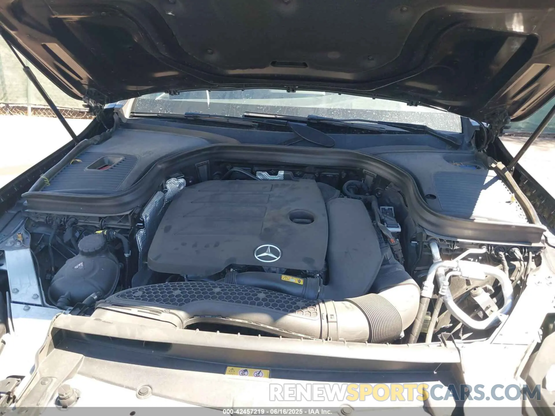 10 Photograph of a damaged car W1N0J8EB4MF897986 MERCEDES-BENZ GLC 300 2021