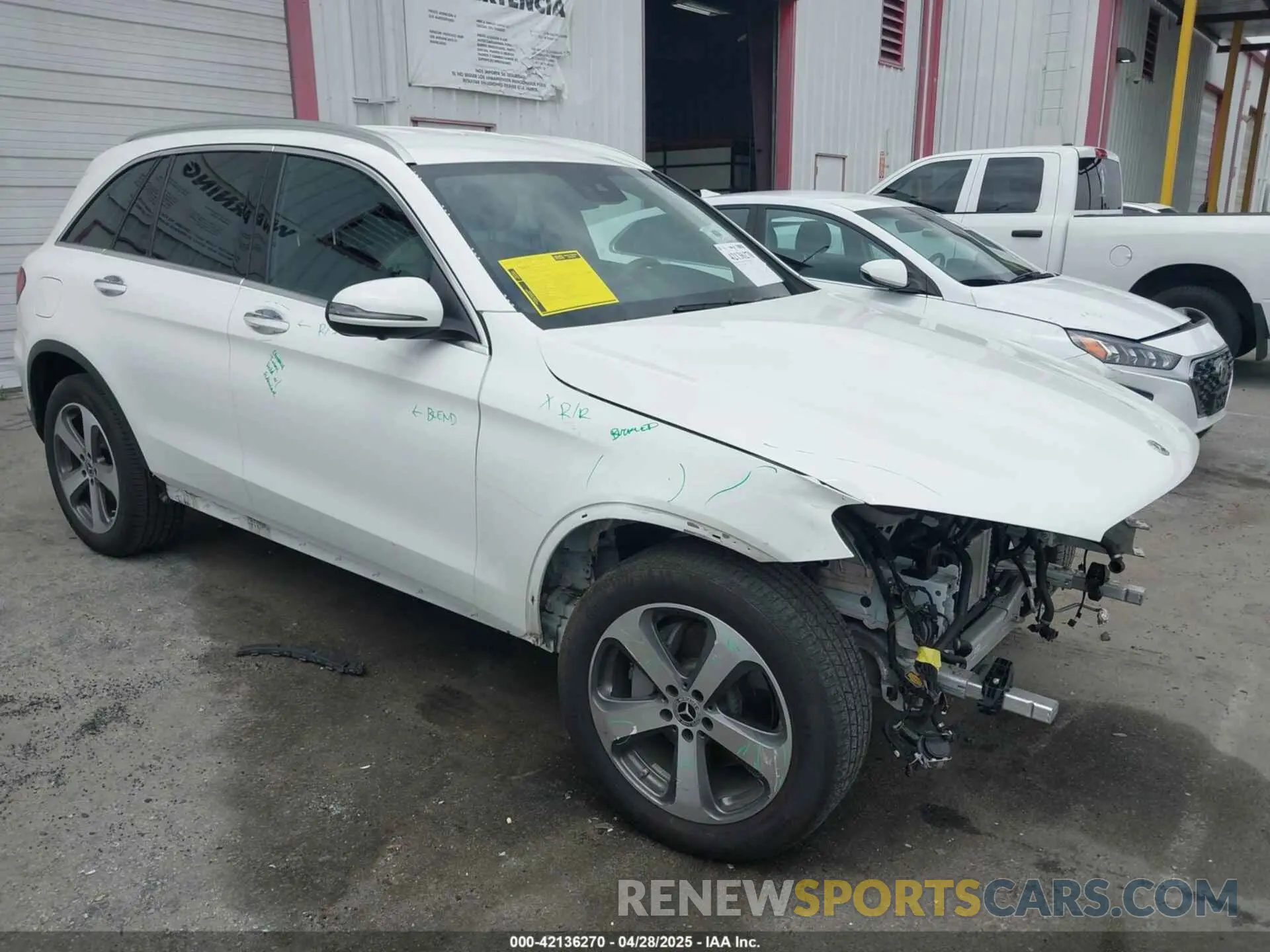 1 Фотография поврежденного автомобиля W1N0G8DB0NG080347 MERCEDES-BENZ GLC 300 2022
