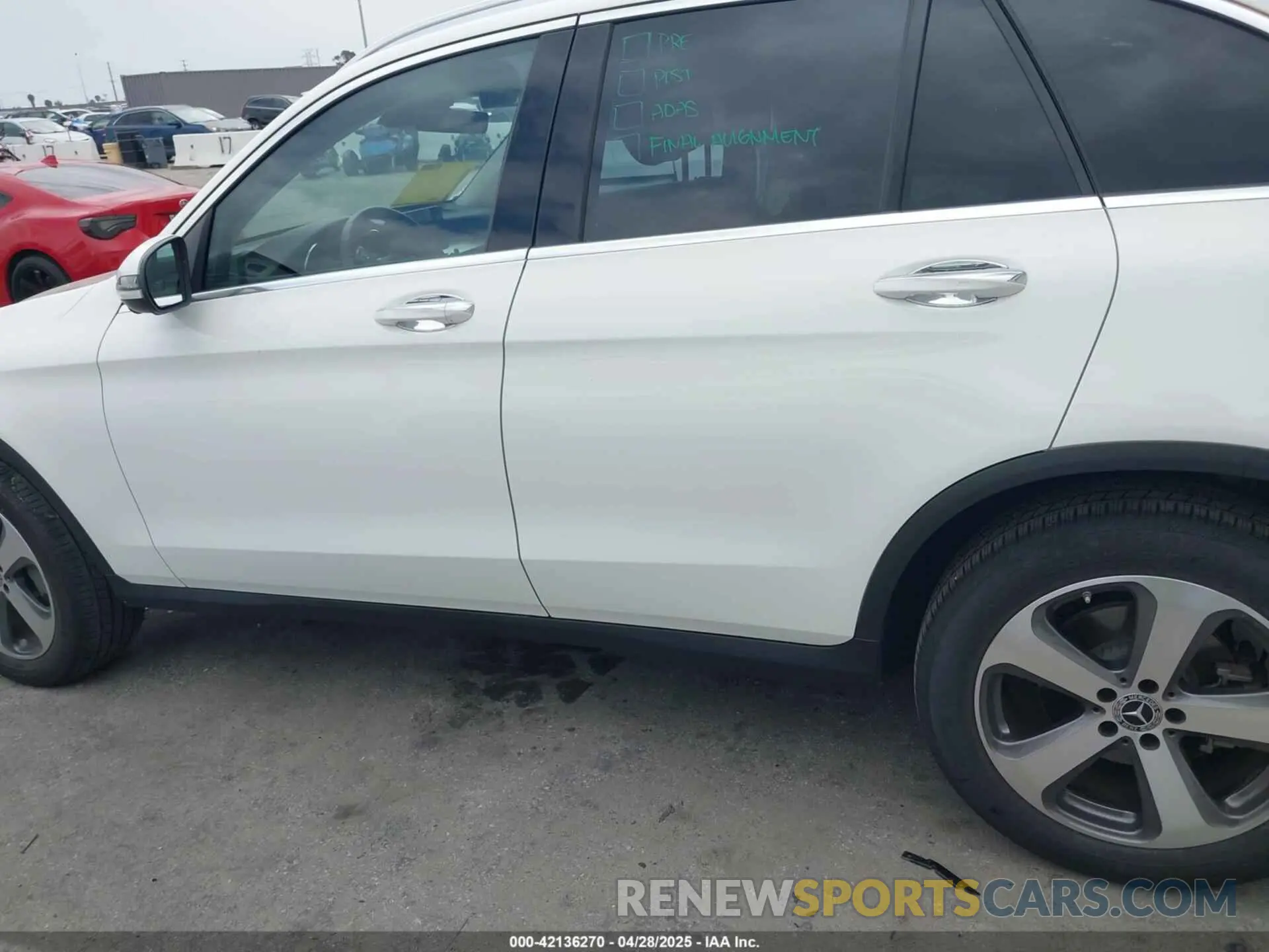 14 Фотография поврежденного автомобиля W1N0G8DB0NG080347 MERCEDES-BENZ GLC 300 2022