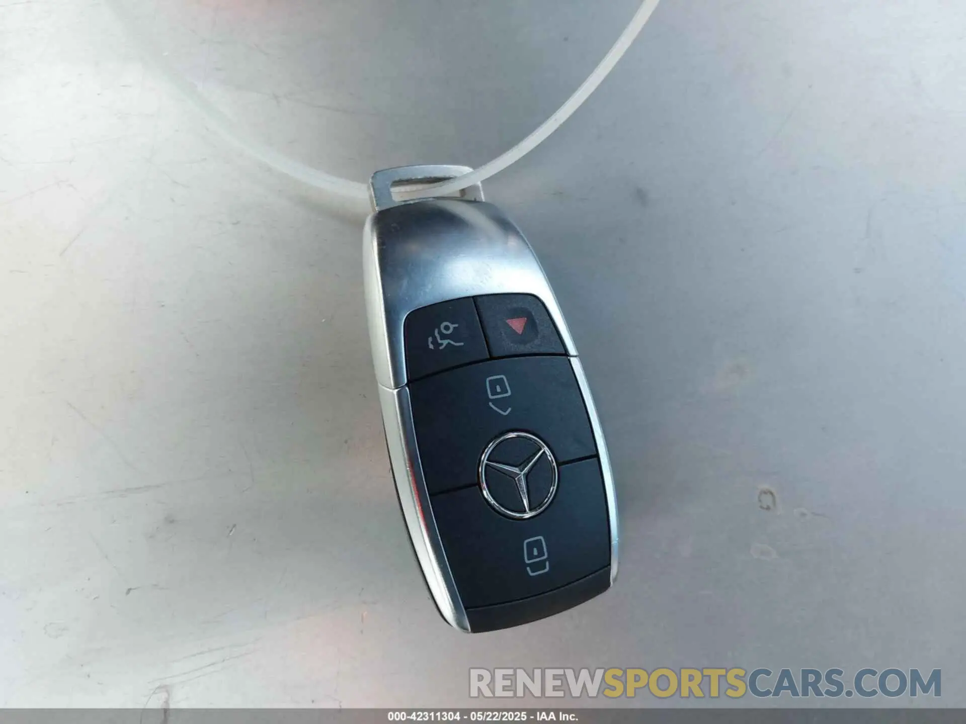 11 Photograph of a damaged car W1N0G8DB2NV399762 MERCEDES-BENZ GLC 300 2022