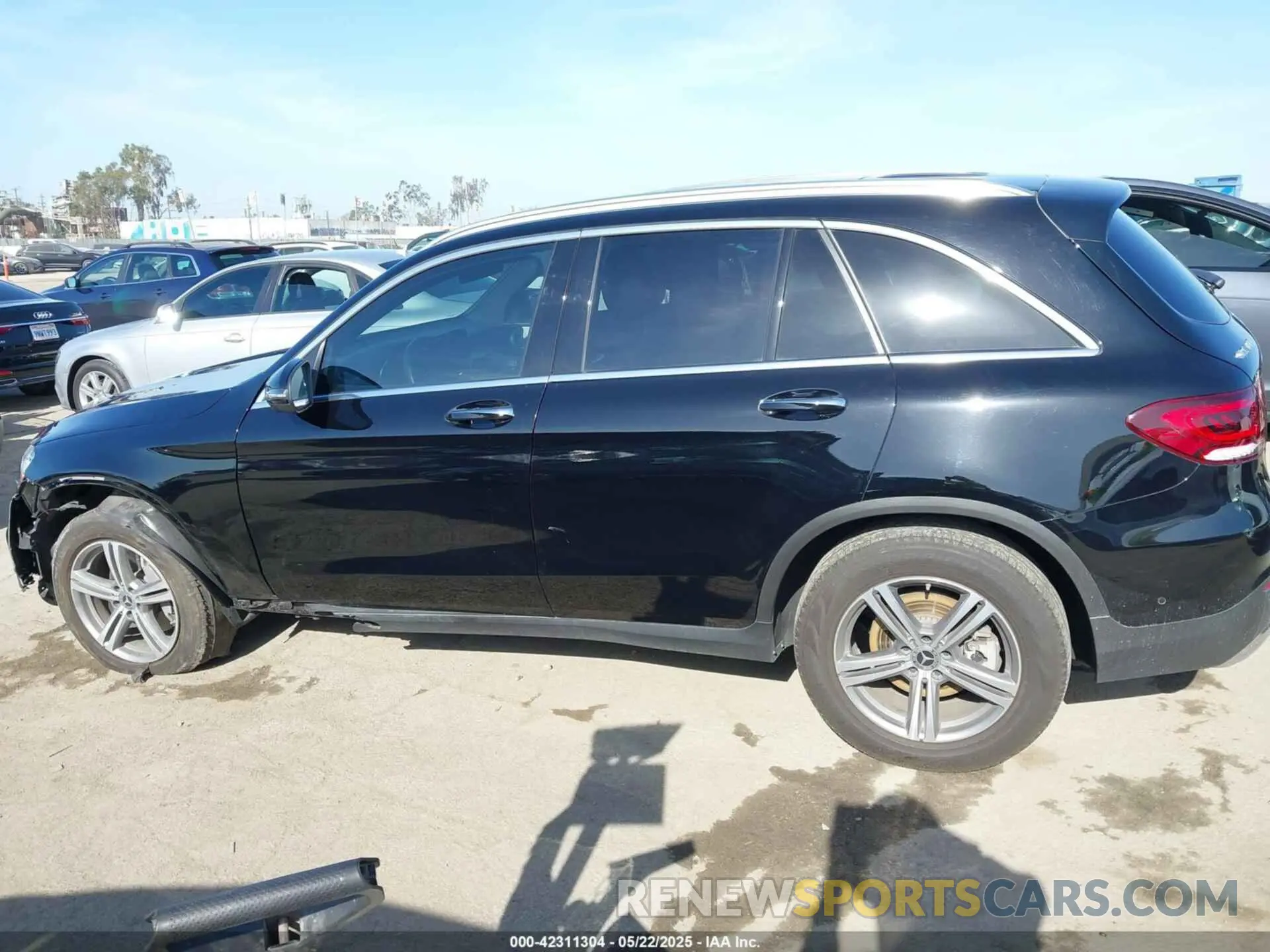 15 Photograph of a damaged car W1N0G8DB2NV399762 MERCEDES-BENZ GLC 300 2022
