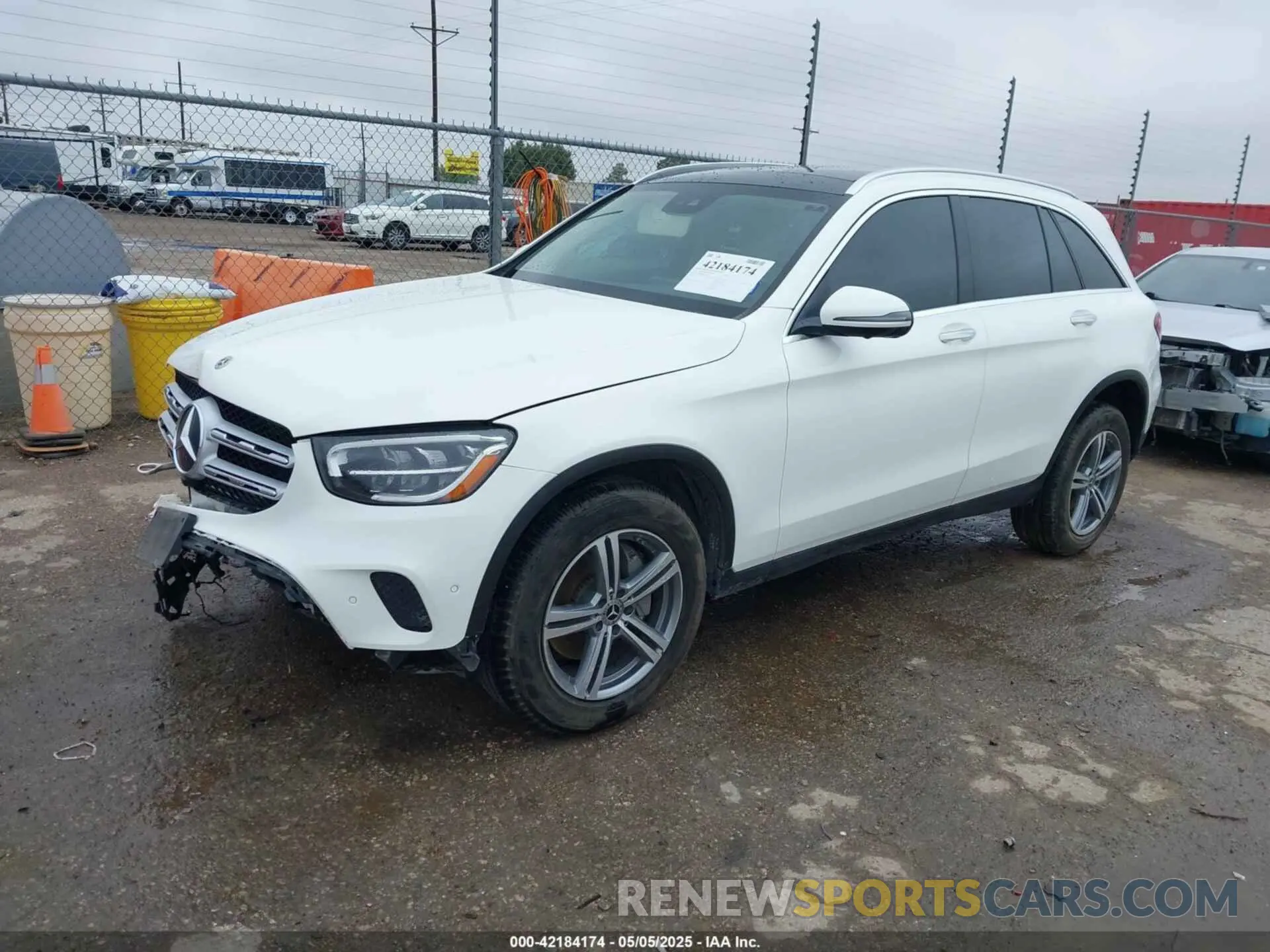 2 Photograph of a damaged car W1N0G8DB4NV394935 MERCEDES-BENZ GLC 300 2022