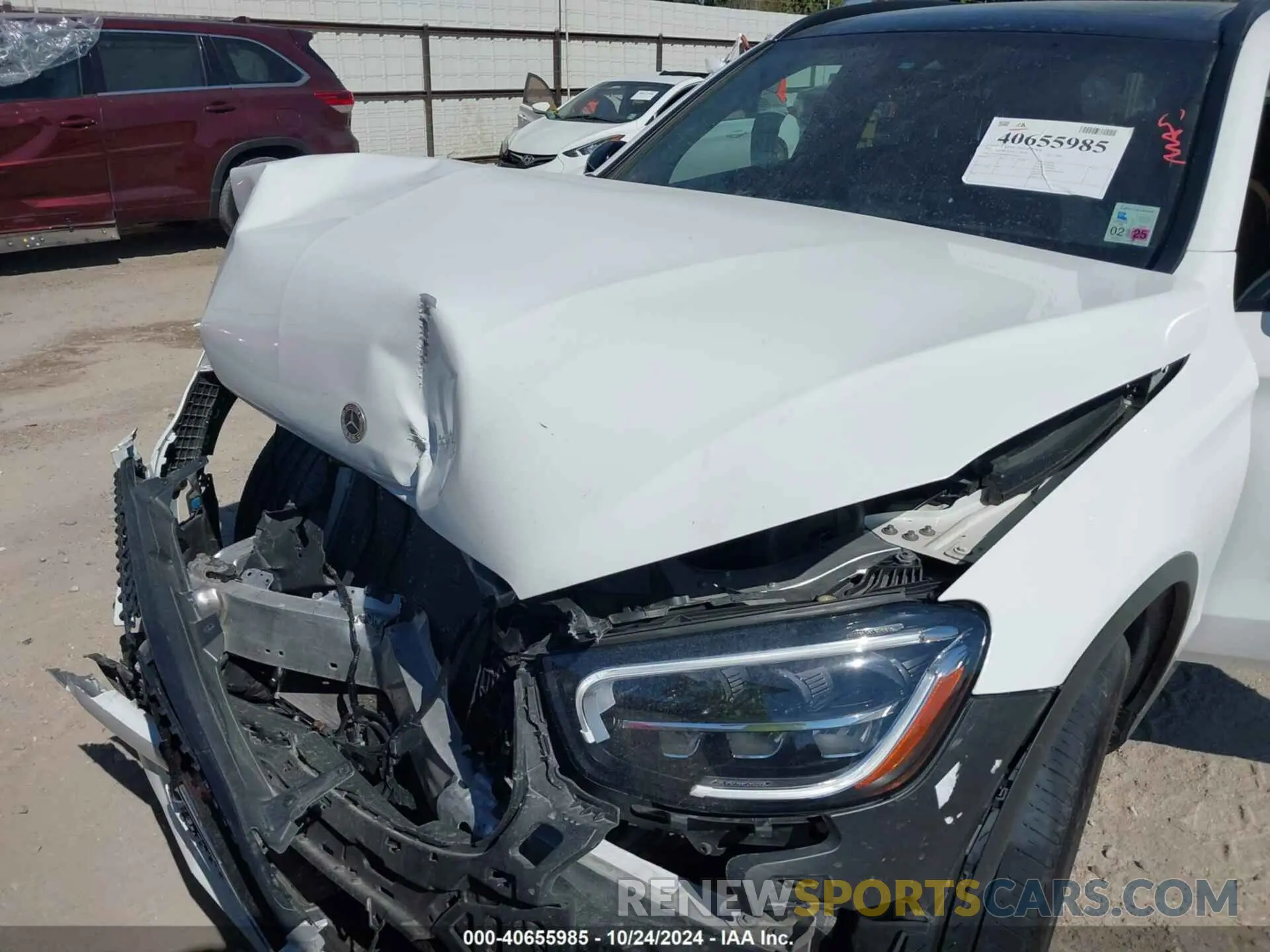 10 Photograph of a damaged car W1N0G8DB8NV353854 MERCEDES-BENZ GLC 300 2022