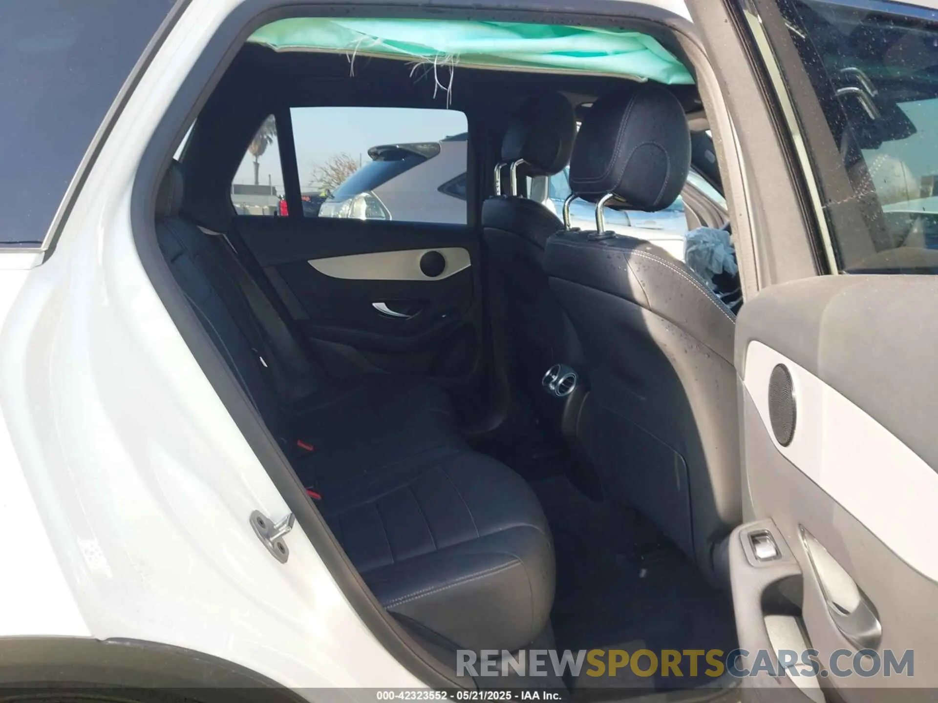 8 Фотография поврежденного автомобиля W1N0G8DB9NV398267 MERCEDES-BENZ GLC 300 2022