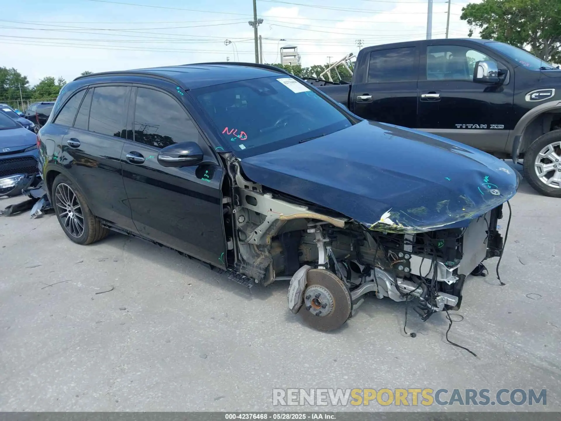 1 Photograph of a damaged car W1N0G8DBXNV370574 MERCEDES-BENZ GLC 300 2022