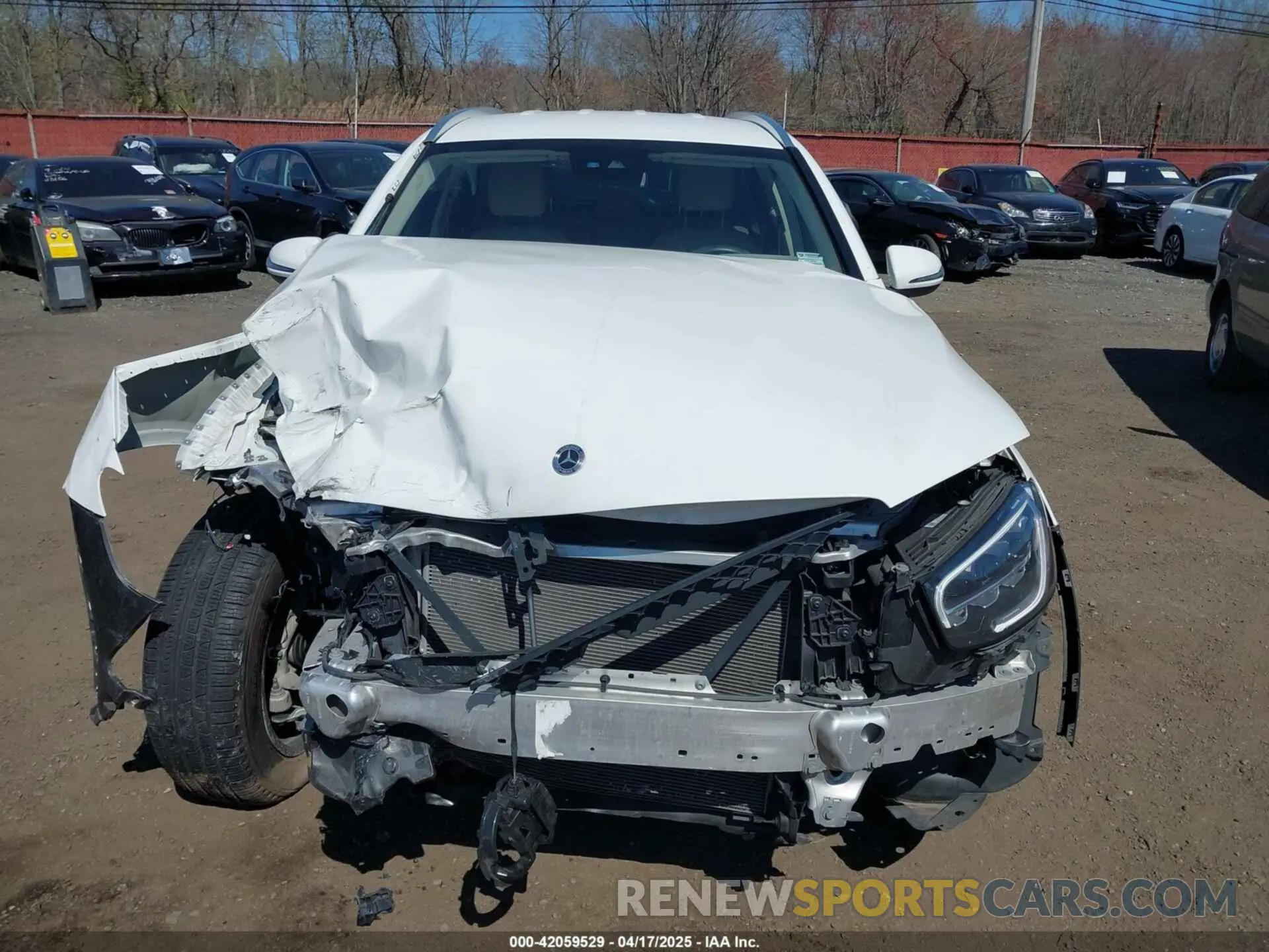 12 Photograph of a damaged car W1N0G8EB1NV344248 MERCEDES-BENZ GLC 300 2022