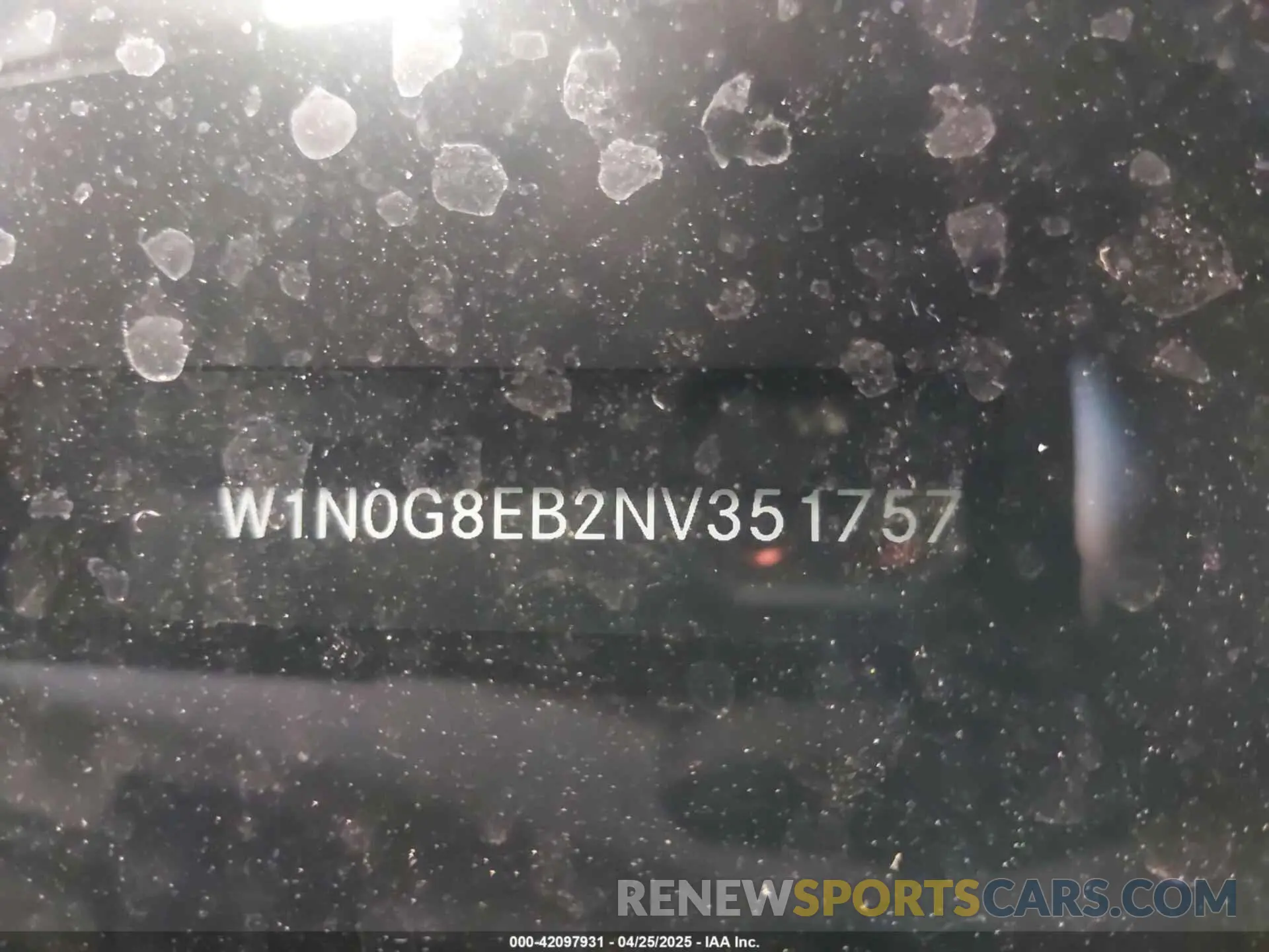 17 Photograph of a damaged car W1N0G8EB2NV351757 MERCEDES-BENZ GLC 300 2022