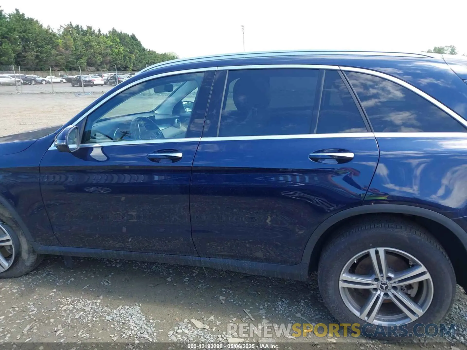 14 Photograph of a damaged car W1N0G8EB4NG111226 MERCEDES-BENZ GLC 300 2022