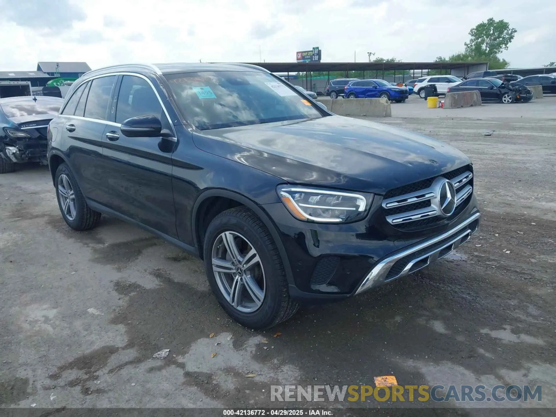 1 Фотография поврежденного автомобиля W1N0G8EB4NV334927 MERCEDES-BENZ GLC 300 2022