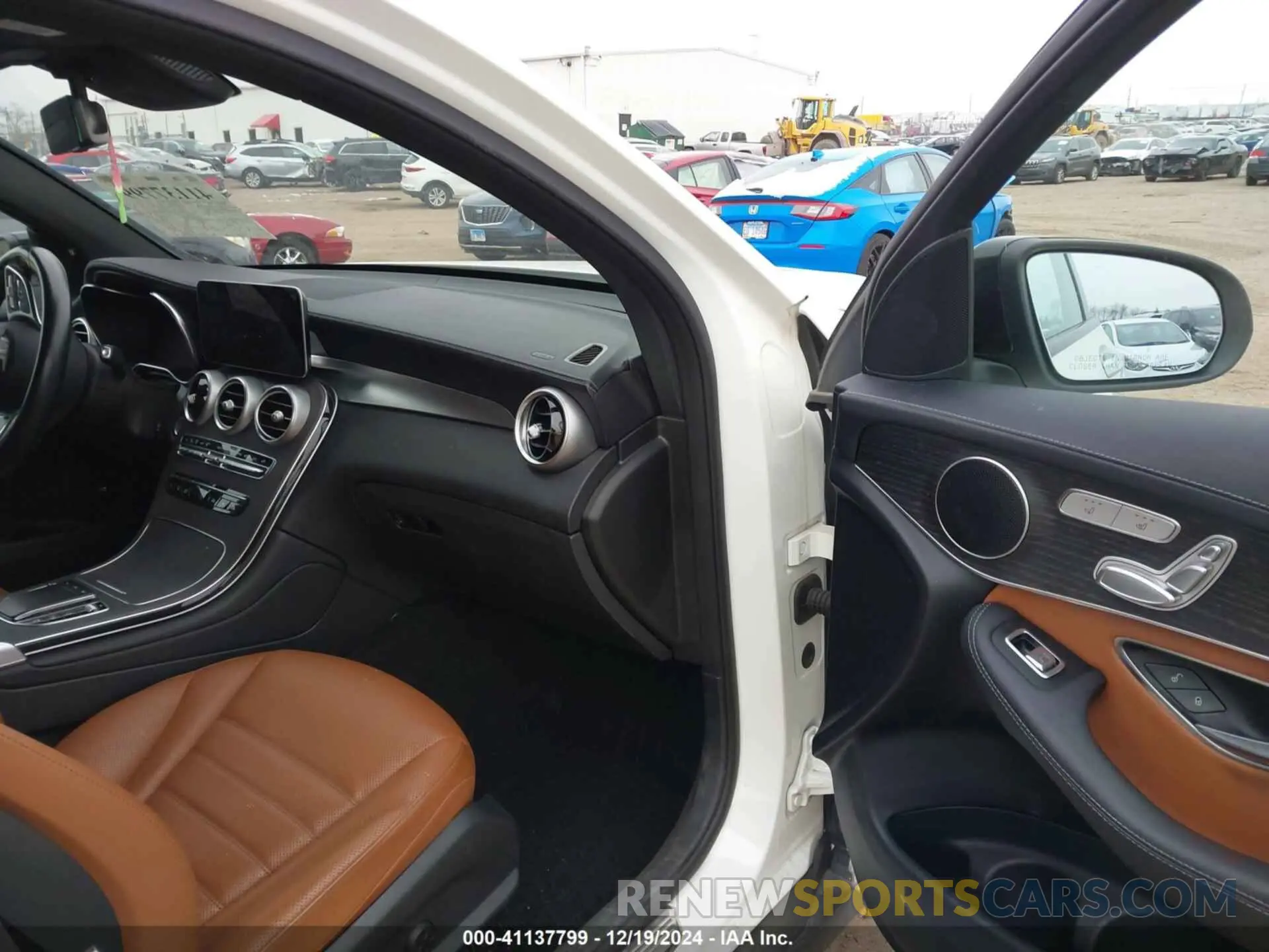 5 Фотография поврежденного автомобиля W1N0J8EB2PG135979 MERCEDES-BENZ GLC 300 2023