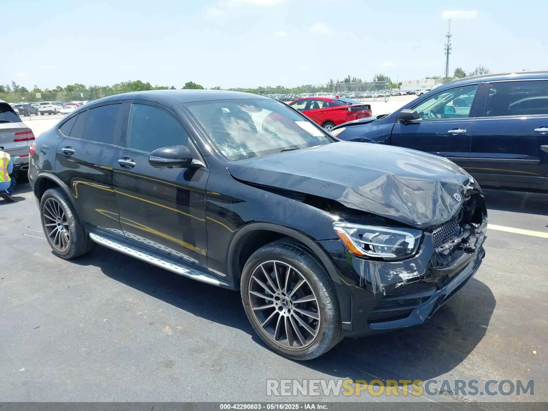 1 Photograph of a damaged car W1N0J8EB5PG146197 MERCEDES-BENZ GLC 300 2023