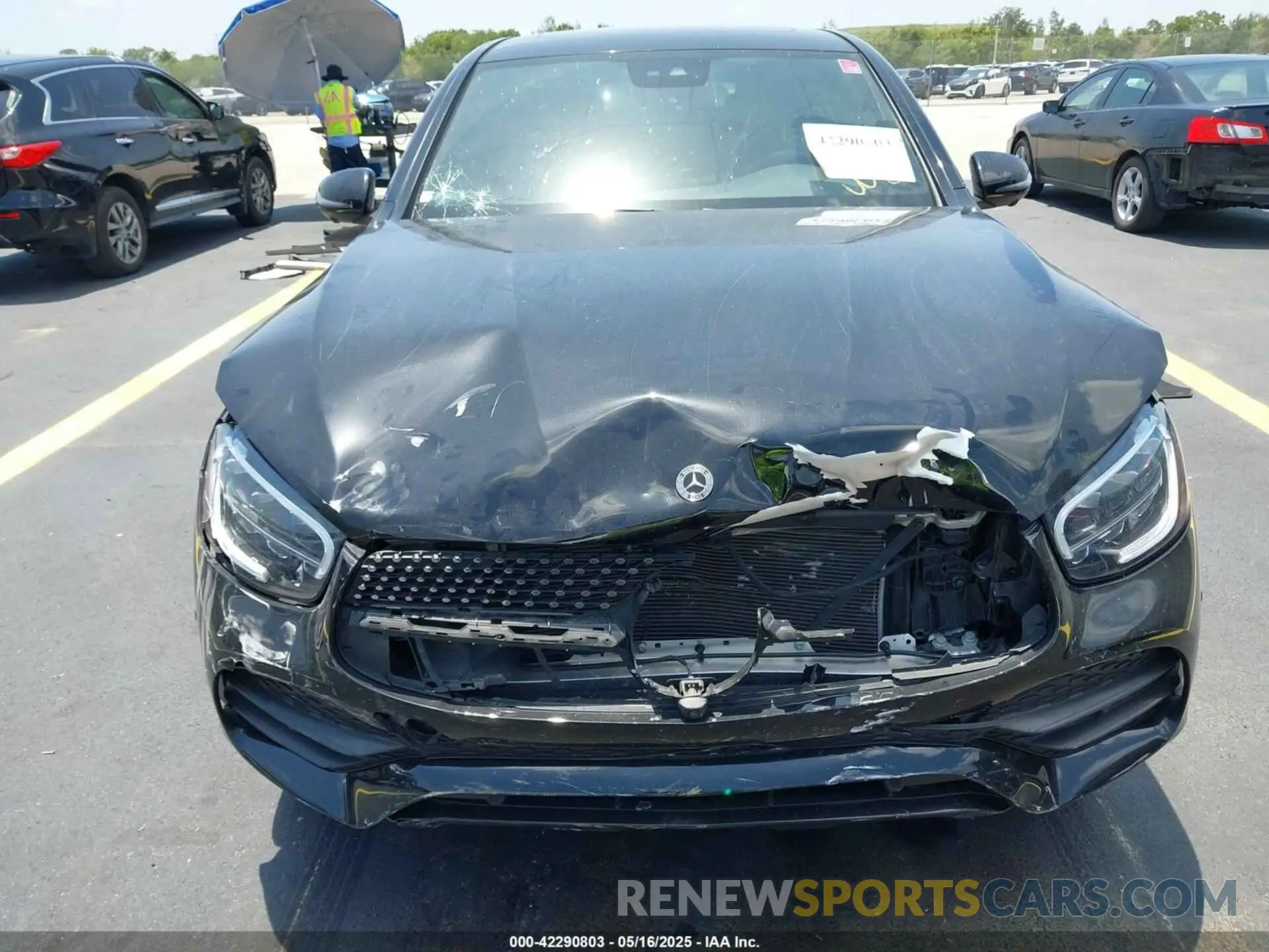 13 Photograph of a damaged car W1N0J8EB5PG146197 MERCEDES-BENZ GLC 300 2023