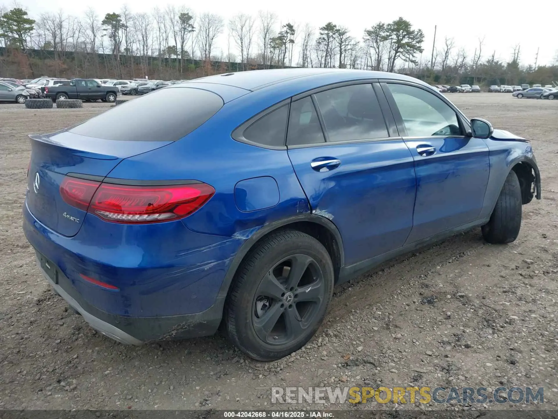 4 Photograph of a damaged car W1N0J8EB8PG152804 MERCEDES-BENZ GLC 300 2023