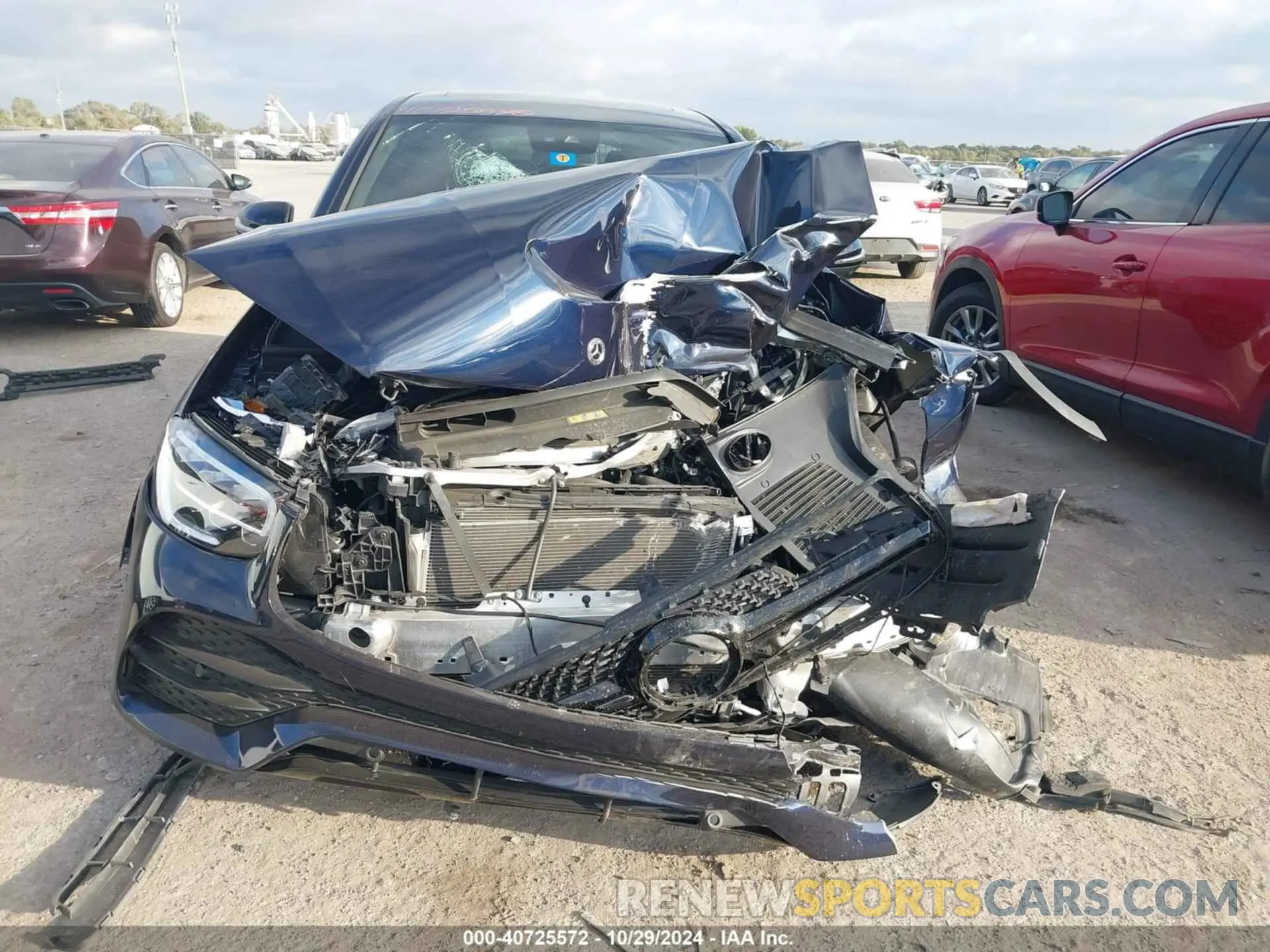 12 Photograph of a damaged car W1N0J8EB8PG162071 MERCEDES-BENZ GLC 300 2023