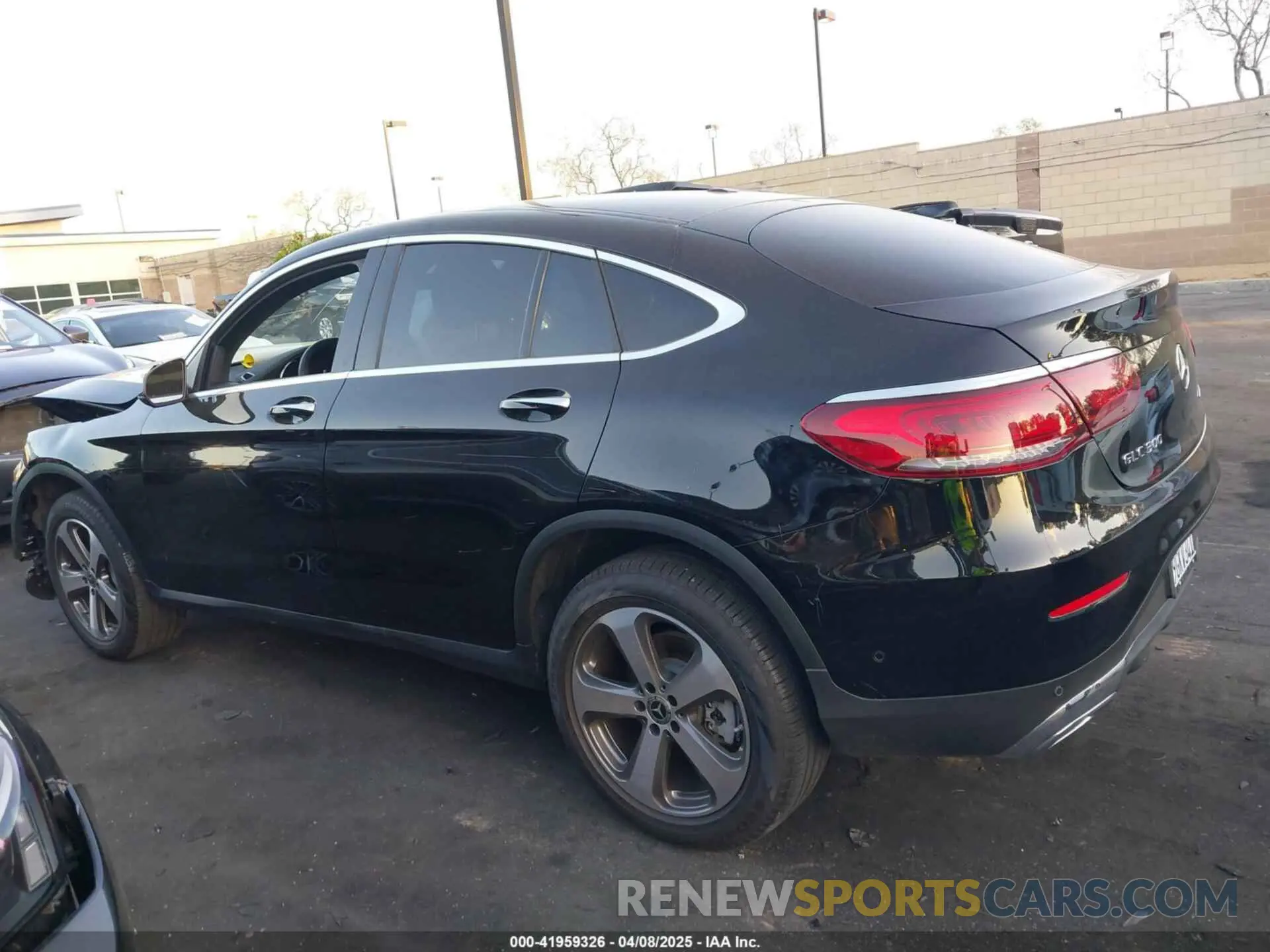 14 Photograph of a damaged car W1N0J8EB9PG168431 MERCEDES-BENZ GLC 300 2023