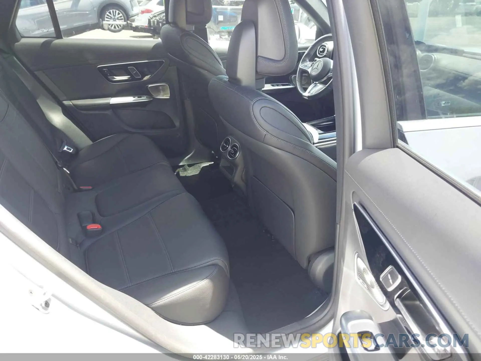 8 Фотография поврежденного автомобиля W1NKM4GB2PF043878 MERCEDES-BENZ GLC 300 2023
