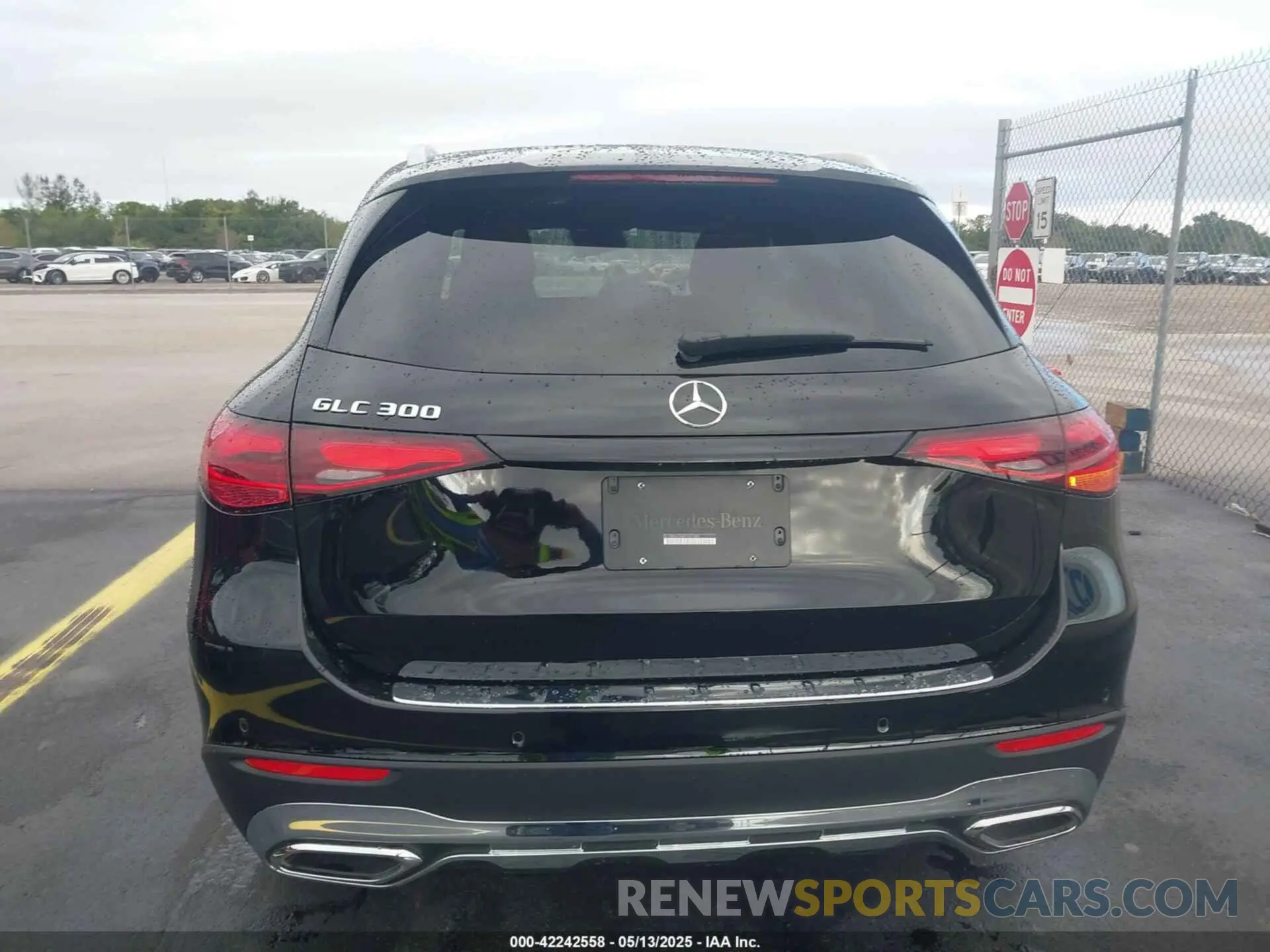 17 Фотография поврежденного автомобиля W1NKM4GB8PF047045 MERCEDES-BENZ GLC 300 2023