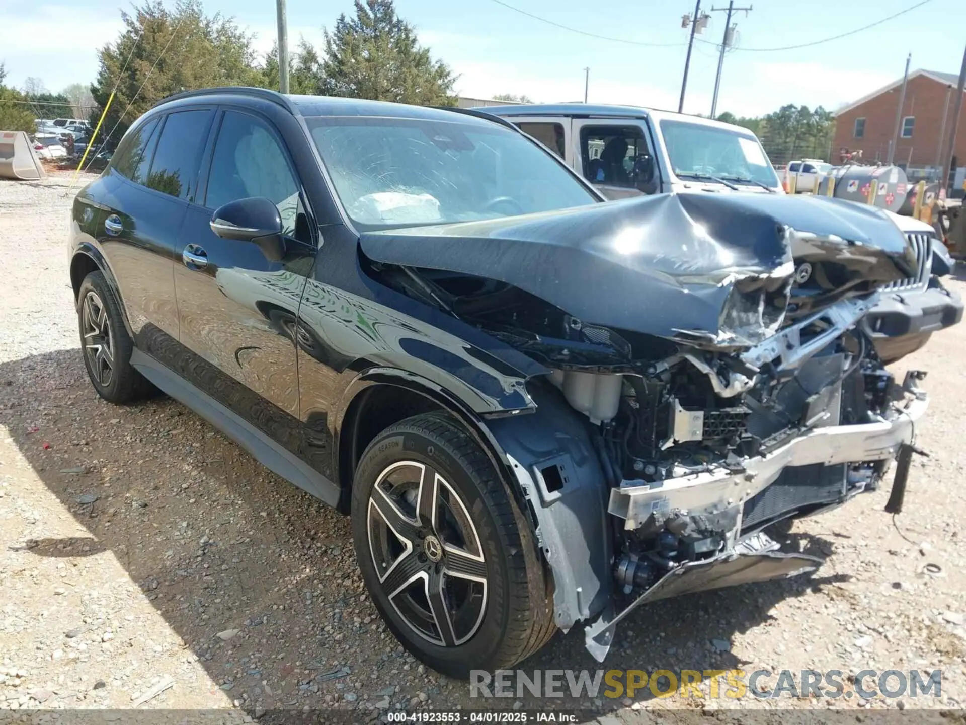 1 Photograph of a damaged car W1NKM4GB9PU021131 MERCEDES-BENZ GLC 300 2023