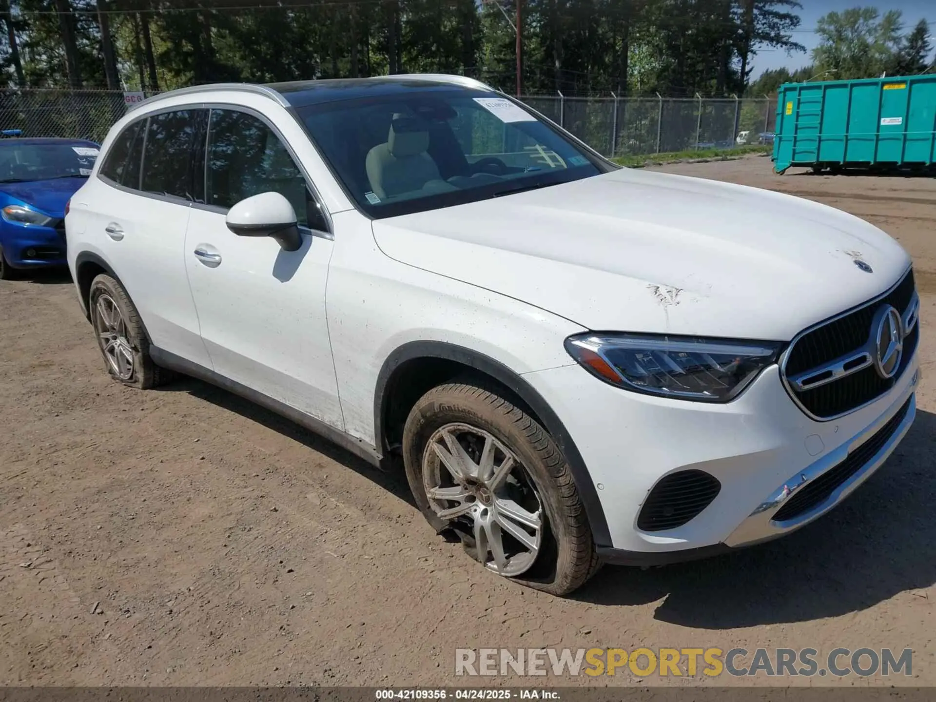 1 Photograph of a damaged car W1NKM4HB1PU016858 MERCEDES-BENZ GLC 300 2023