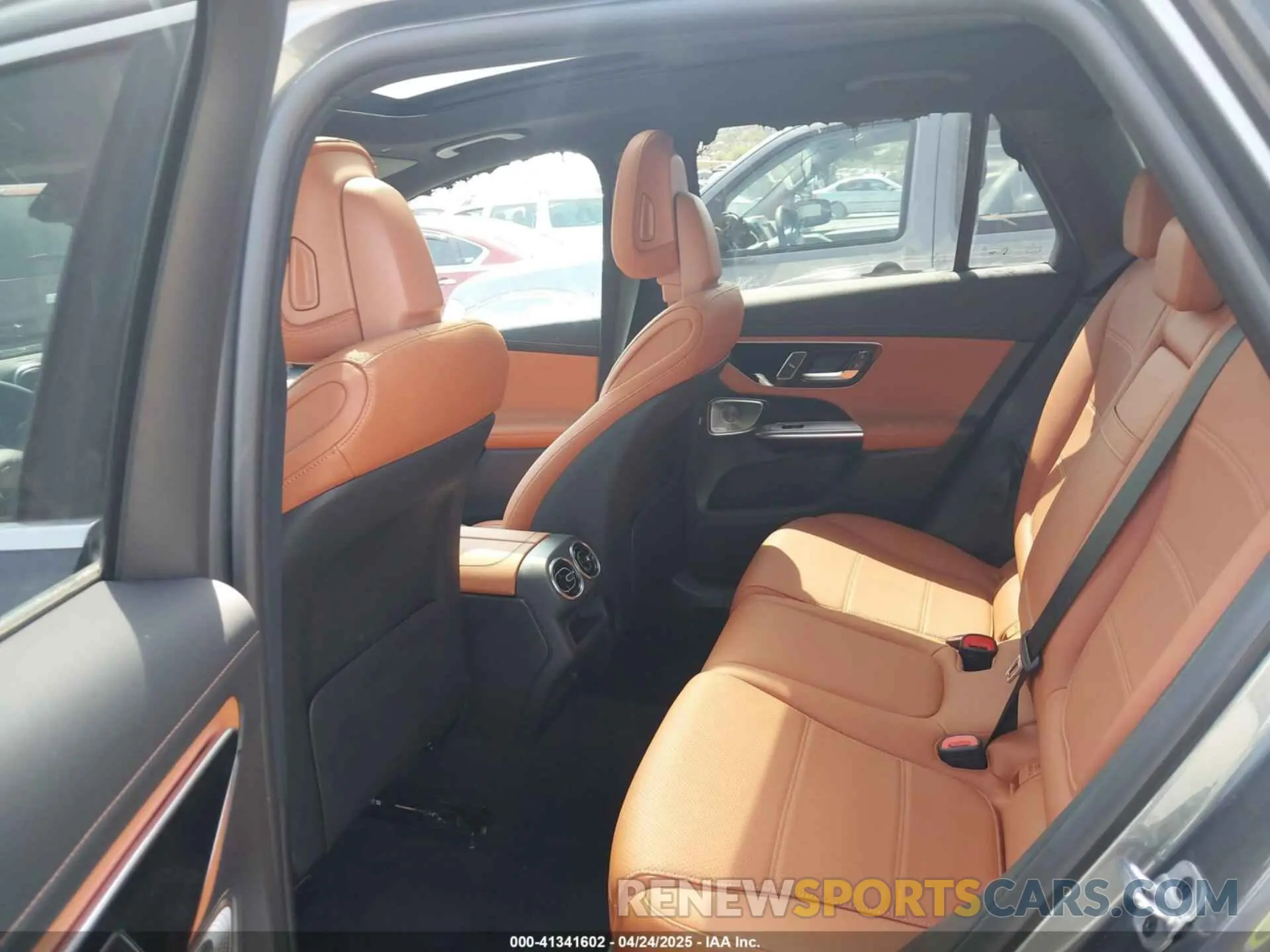 8 Photograph of a damaged car W1NKM4HB5PU028110 MERCEDES-BENZ GLC 300 2023