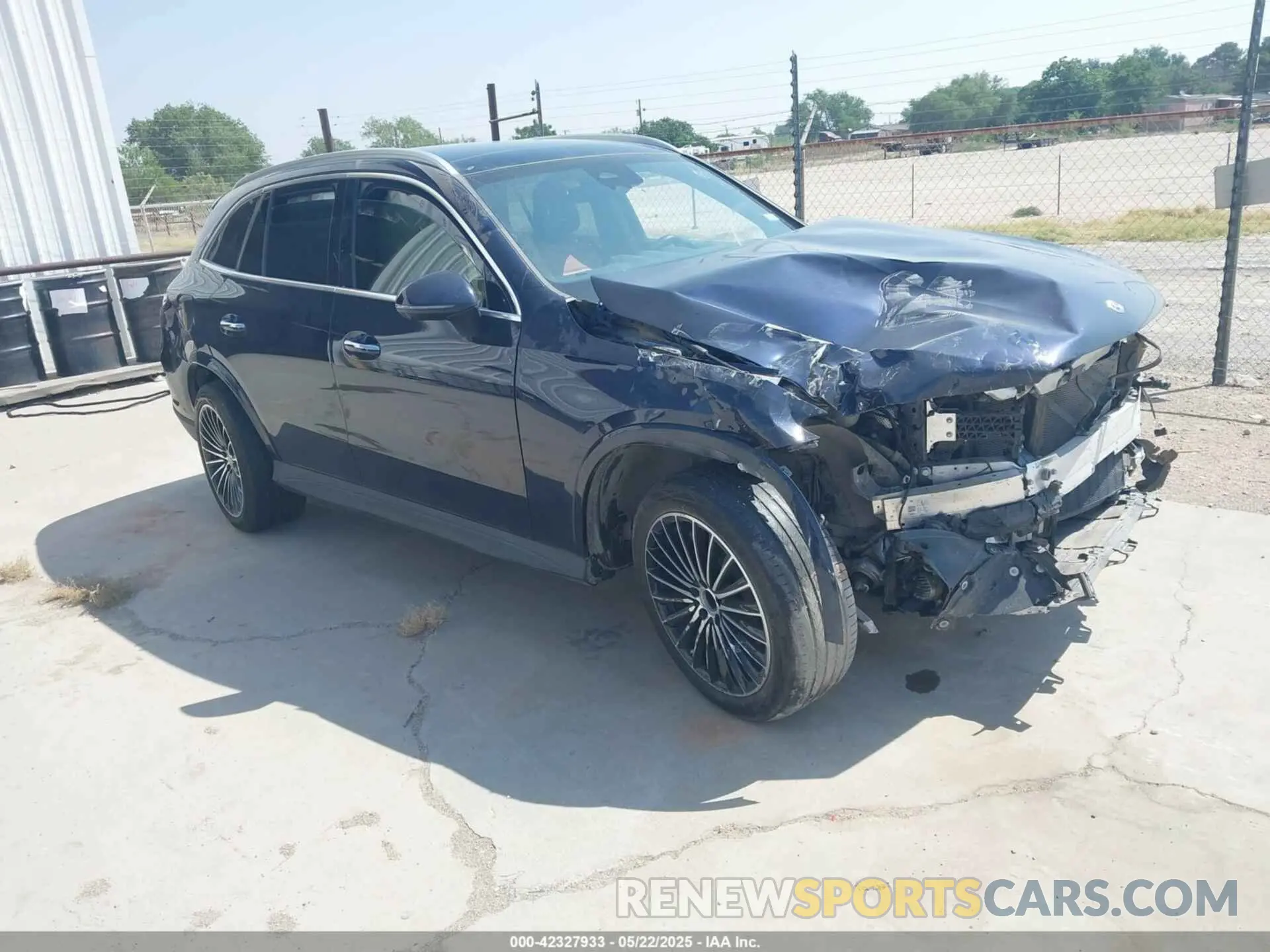 1 Photograph of a damaged car W1NKM4HB8PU005288 MERCEDES-BENZ GLC 300 2023