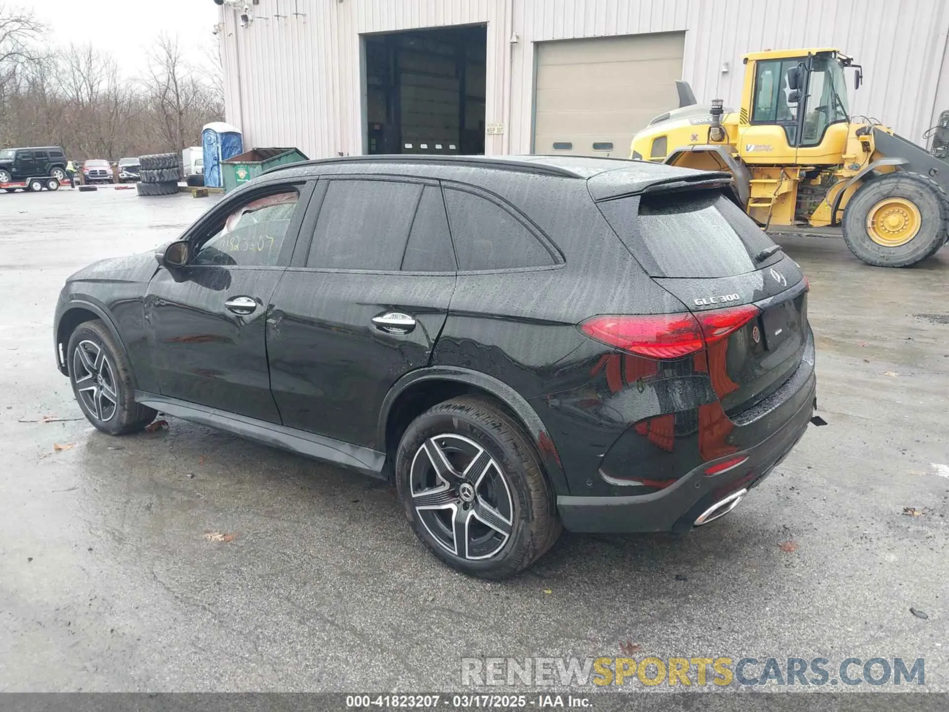 3 Photograph of a damaged car W1NKM4HB9PU029891 MERCEDES-BENZ GLC 300 2023